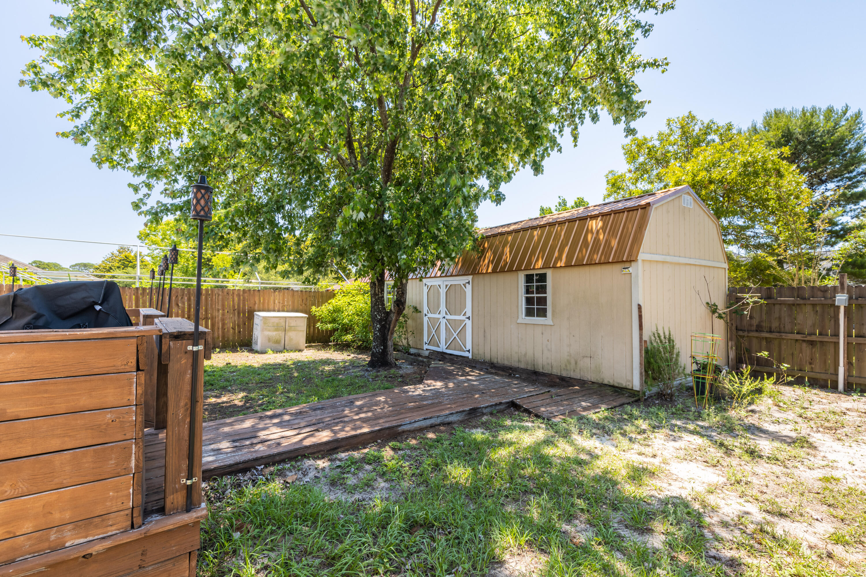 EMERALD POINTE PLAT 1 - Residential