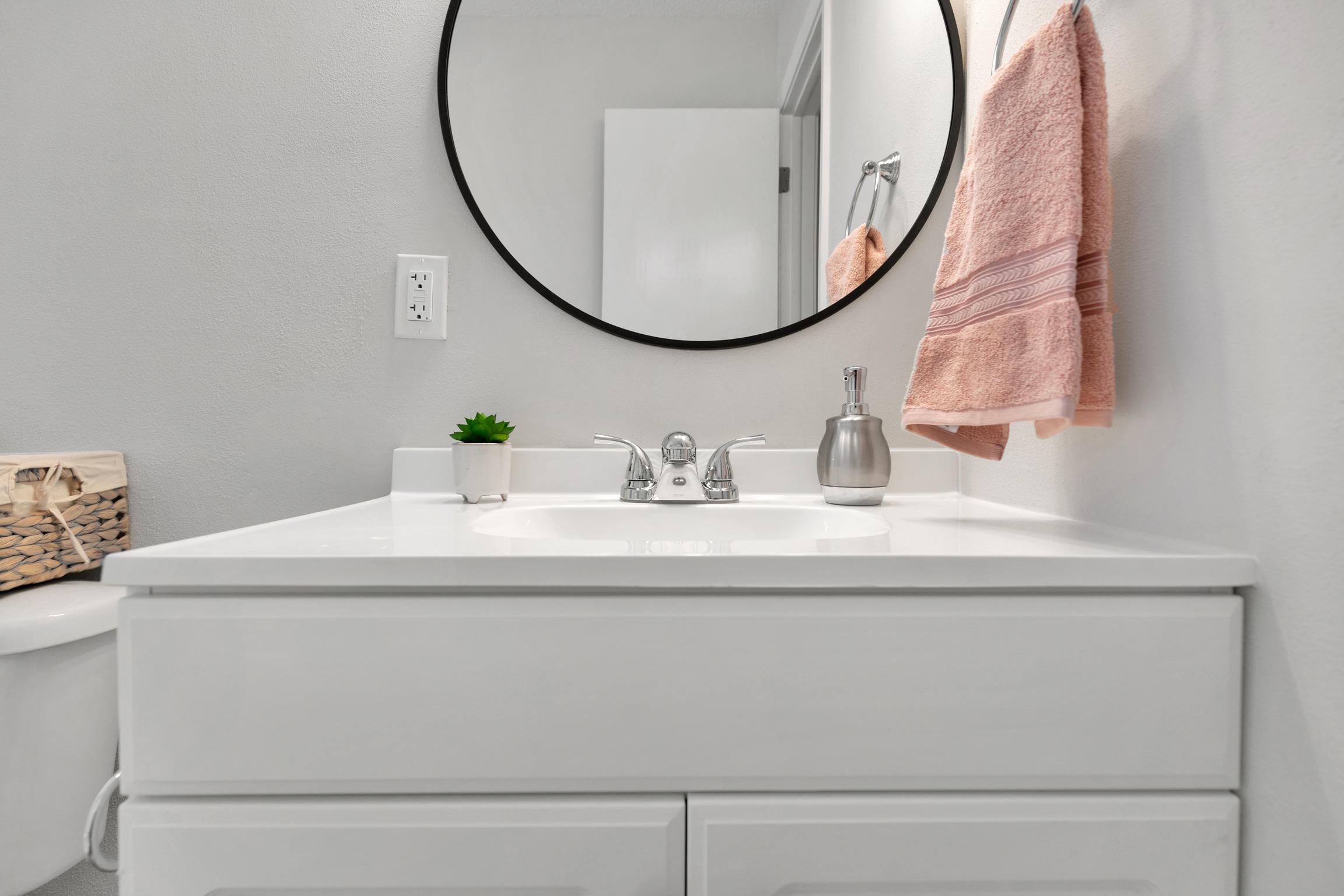 OAK TREE PARK - Residential