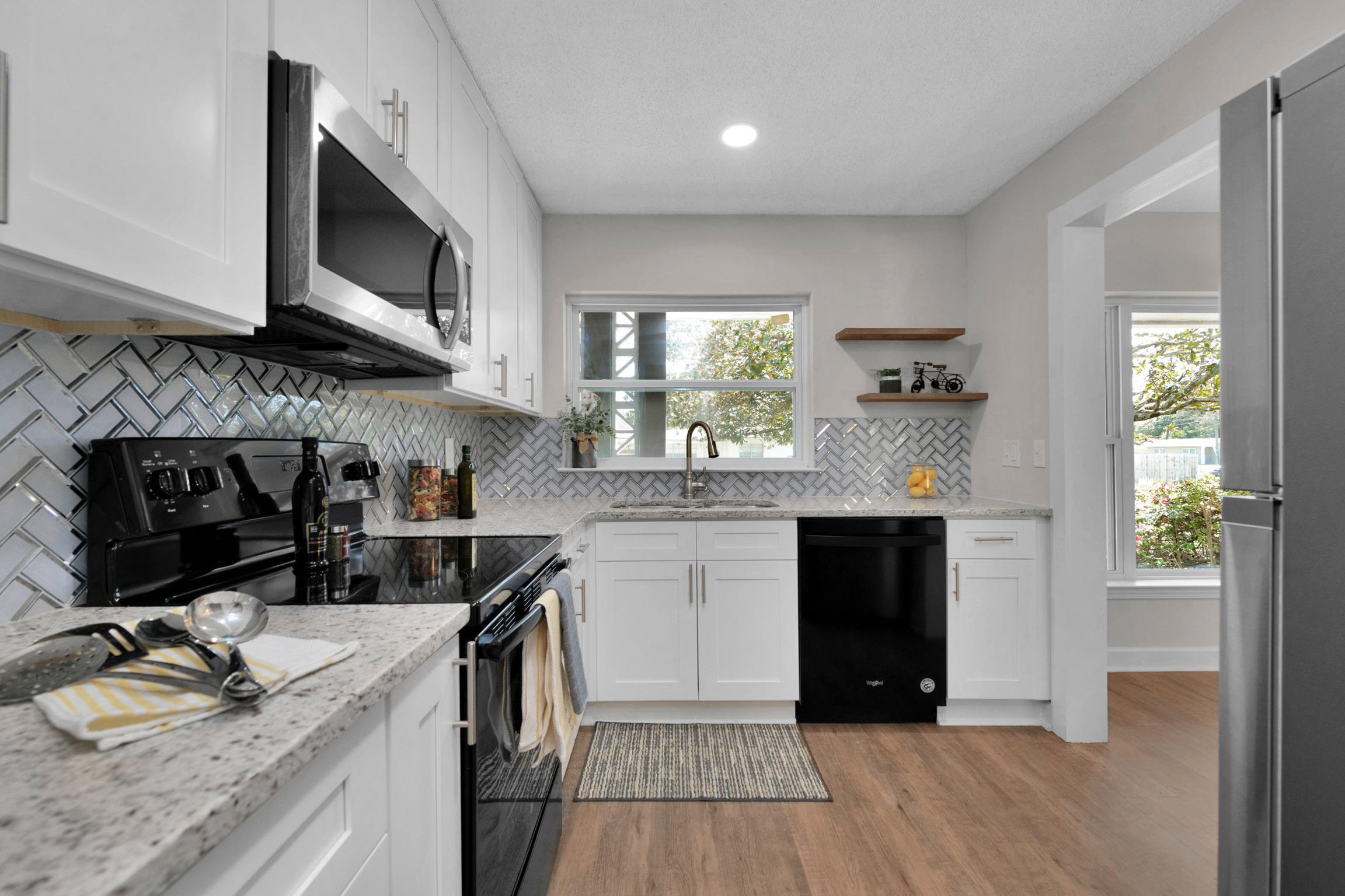 OAK TREE PARK - Residential