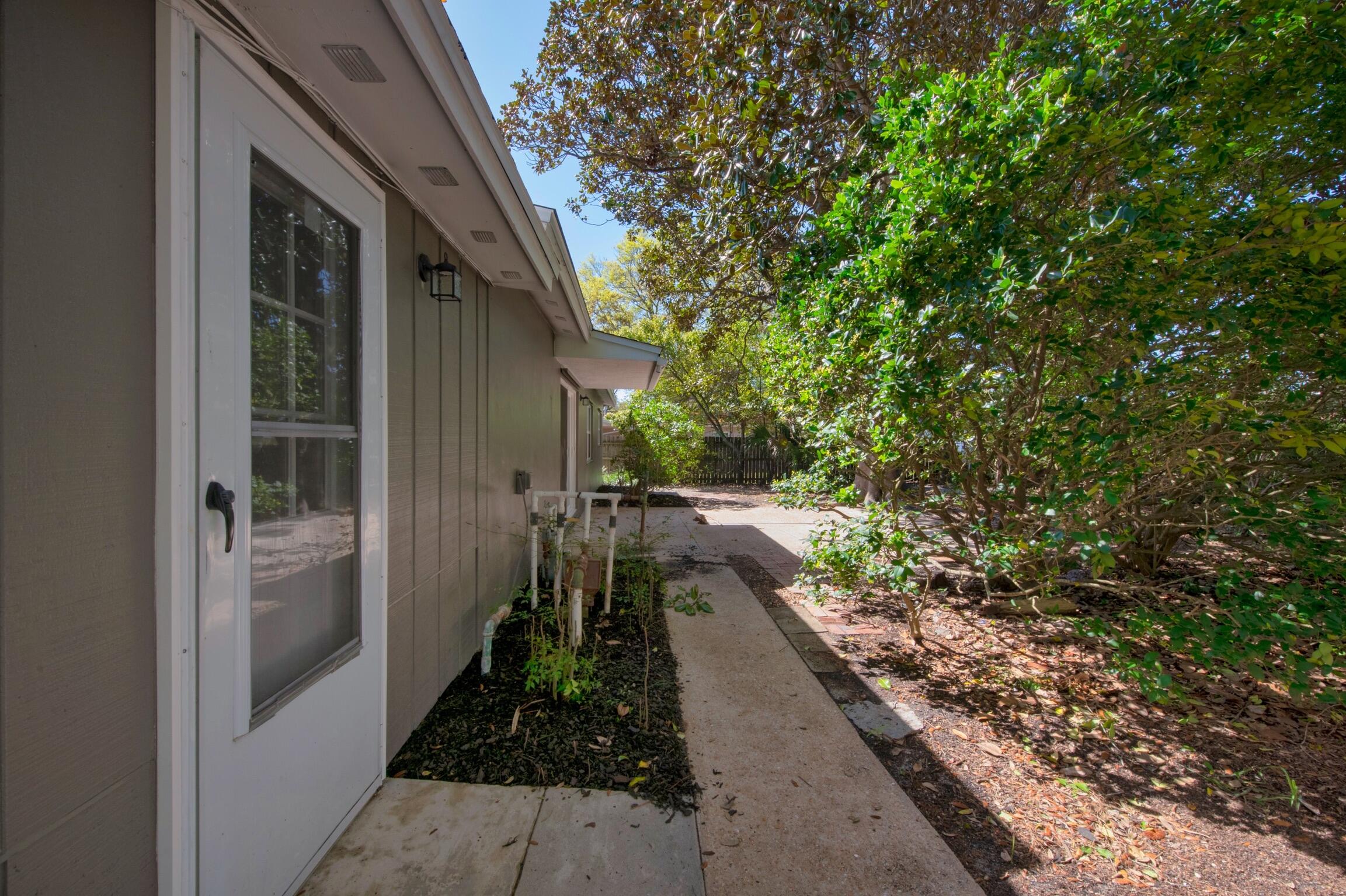 OAK TREE PARK - Residential