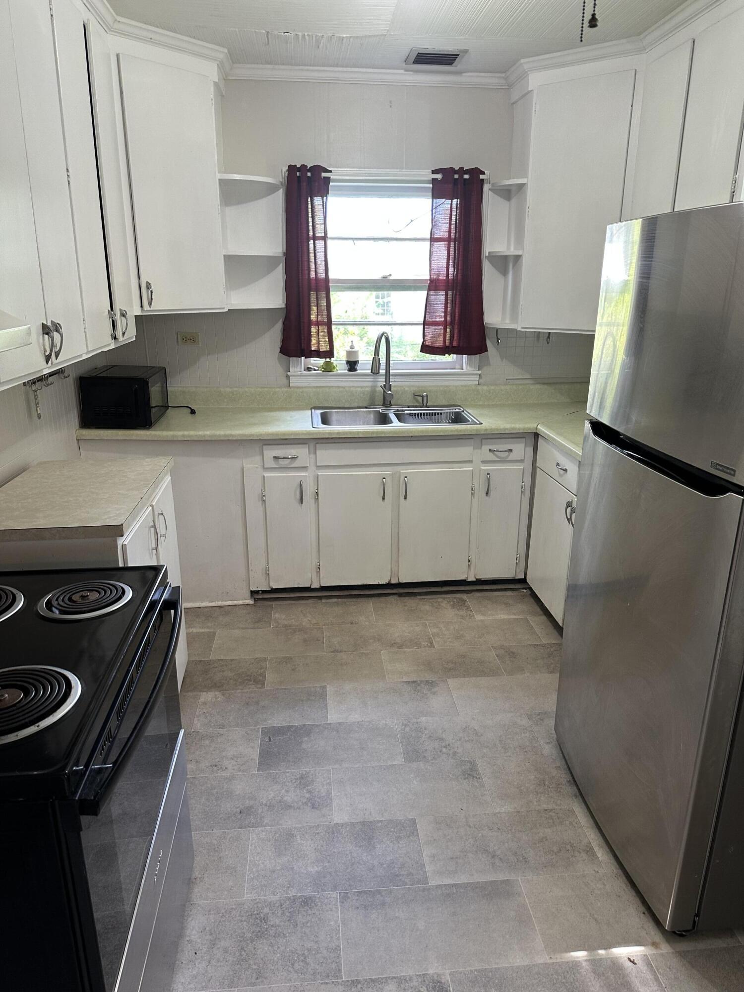 AJ Dean Reserve - Residential