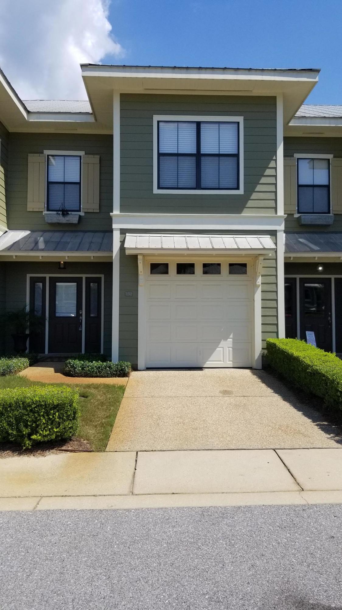 SOUTH HAVEN TOWNHOMES - Residential