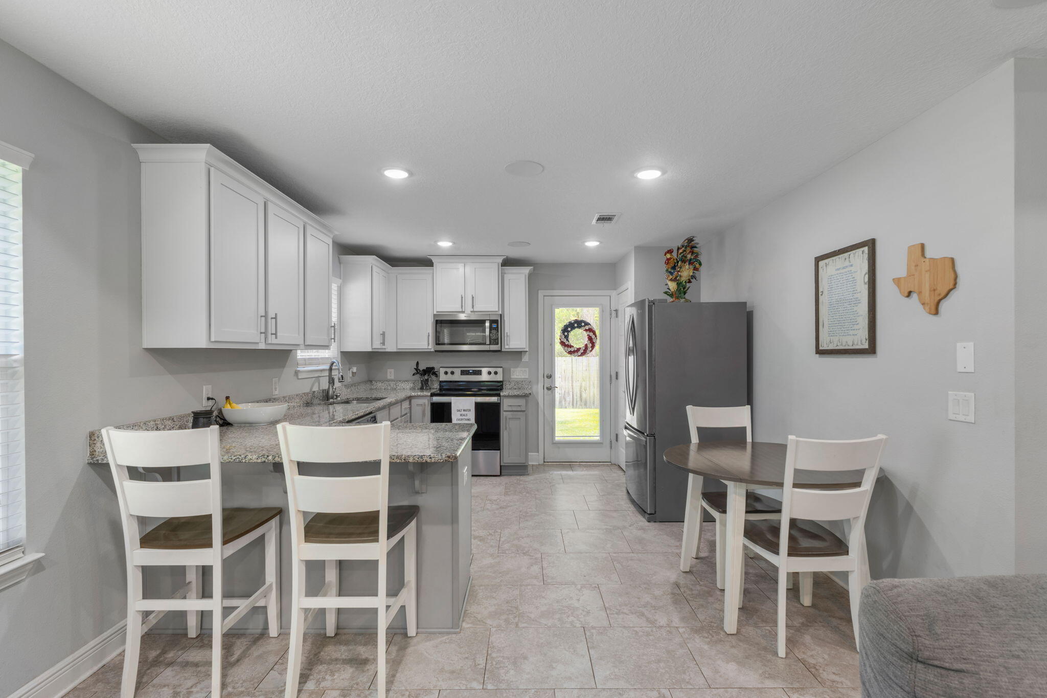 NO RECORDED SUBDIVISION - Residential