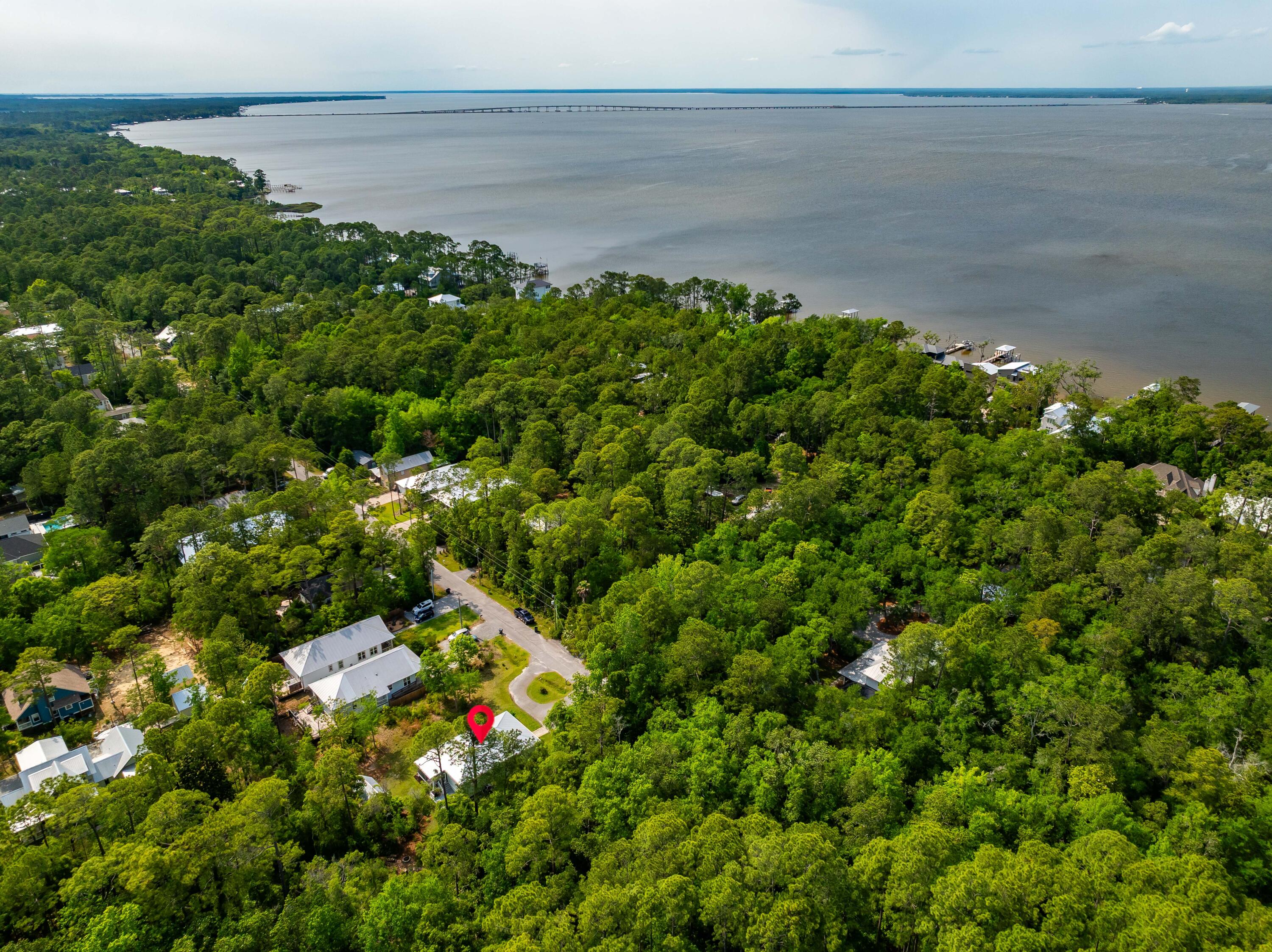 MAGNOLIA BEACH - Residential