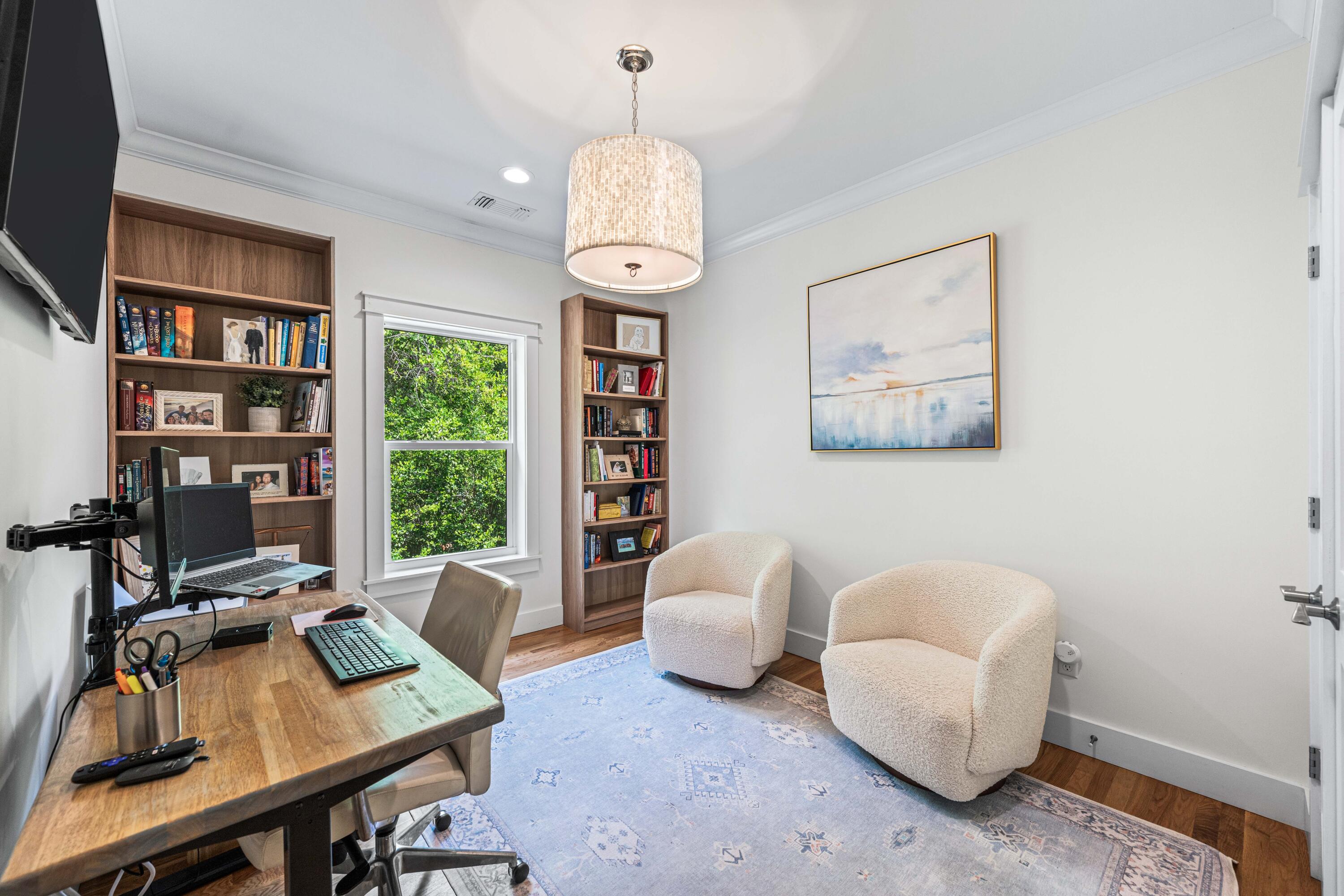 MAGNOLIA BEACH - Residential