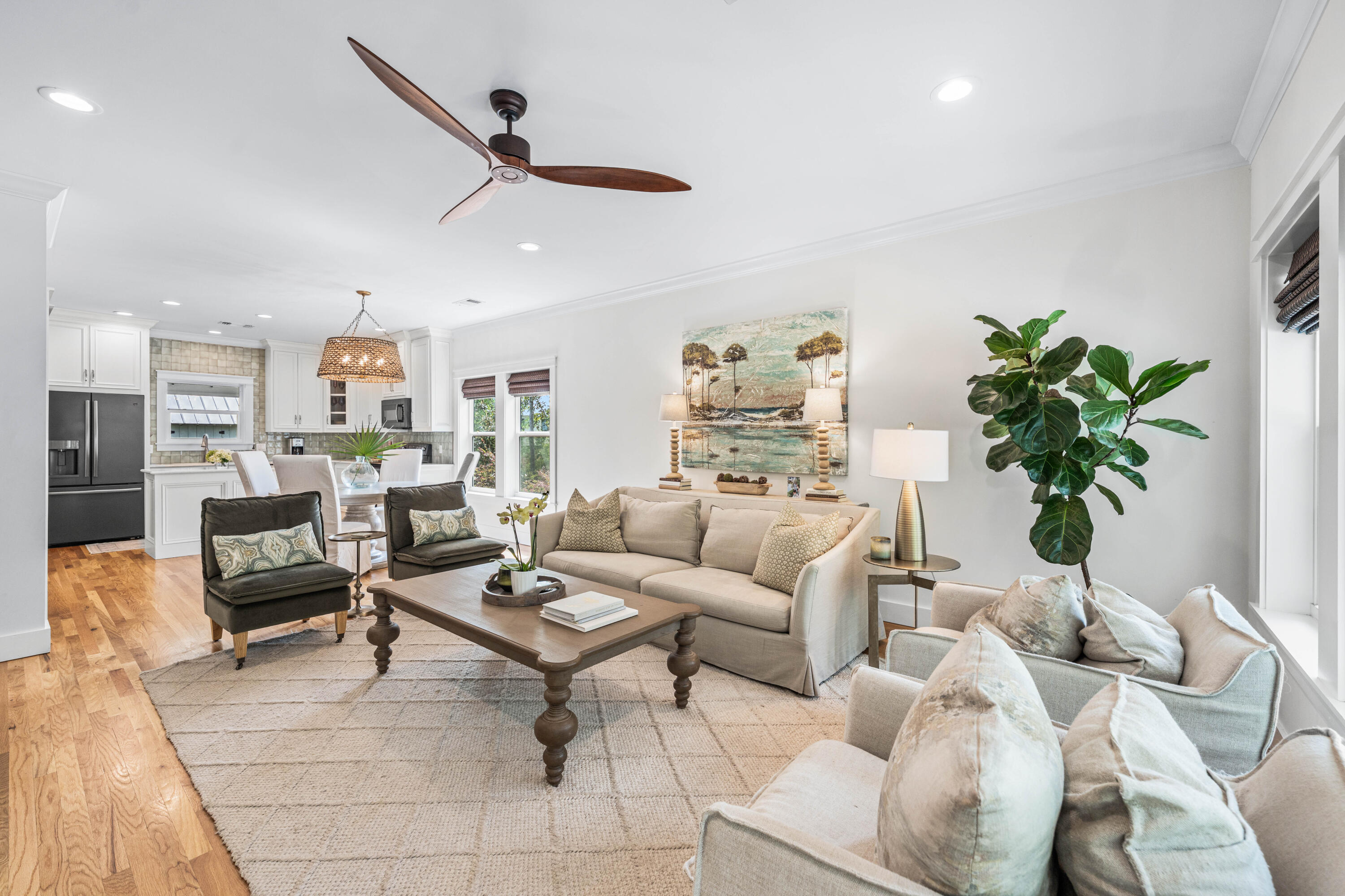 MAGNOLIA BEACH - Residential