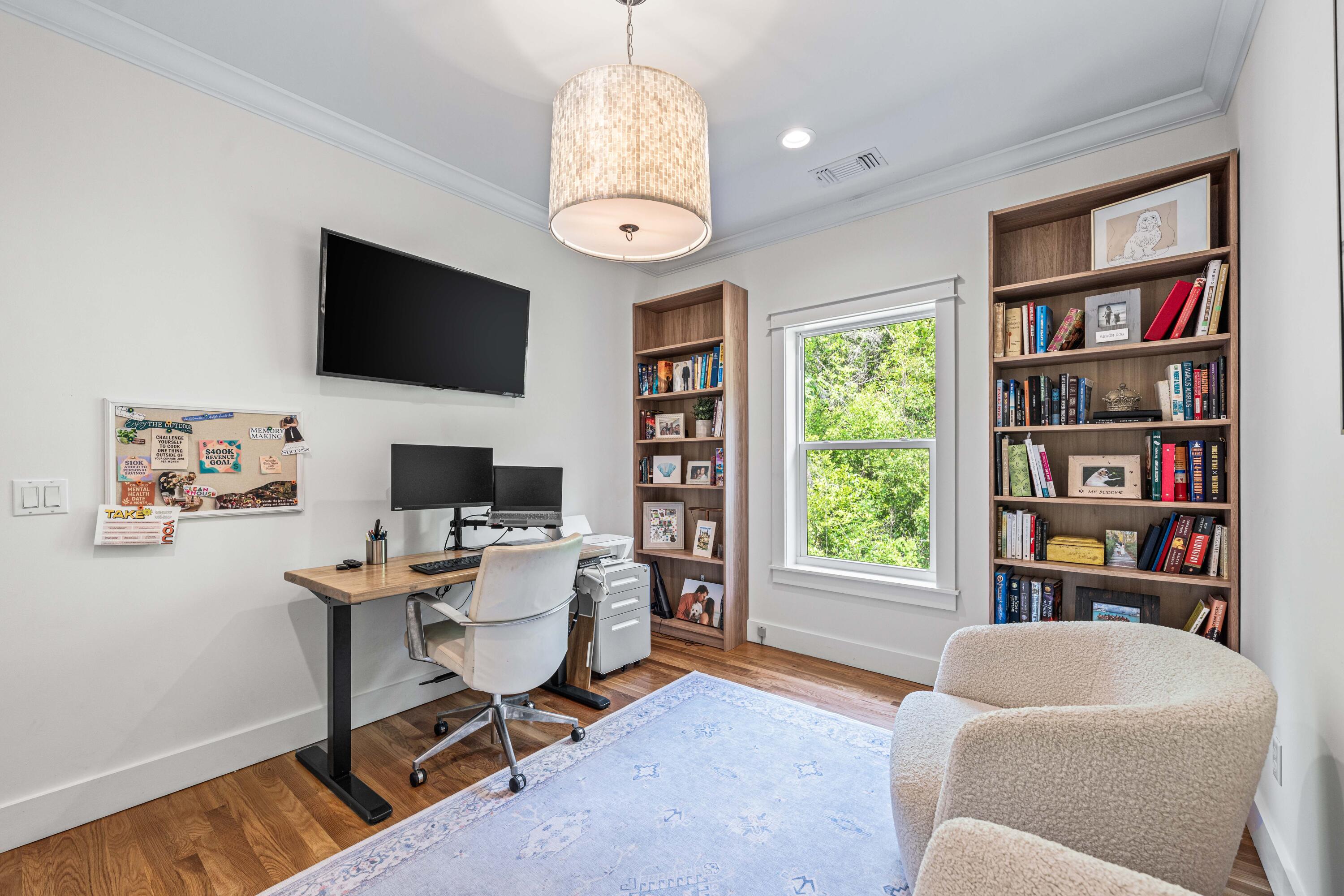 MAGNOLIA BEACH - Residential