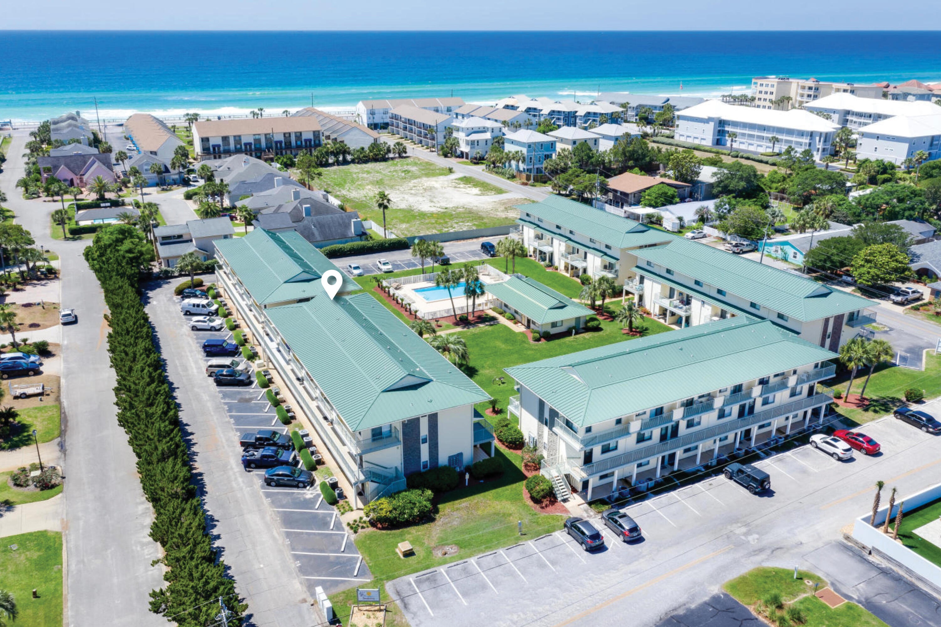 SANDPRINTS CONDO - Residential