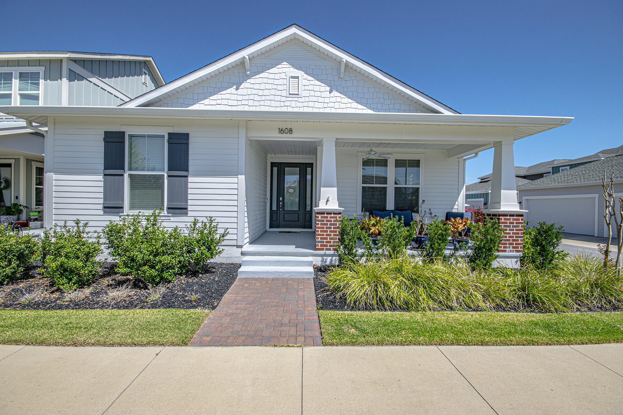 SWEET BAY - Residential