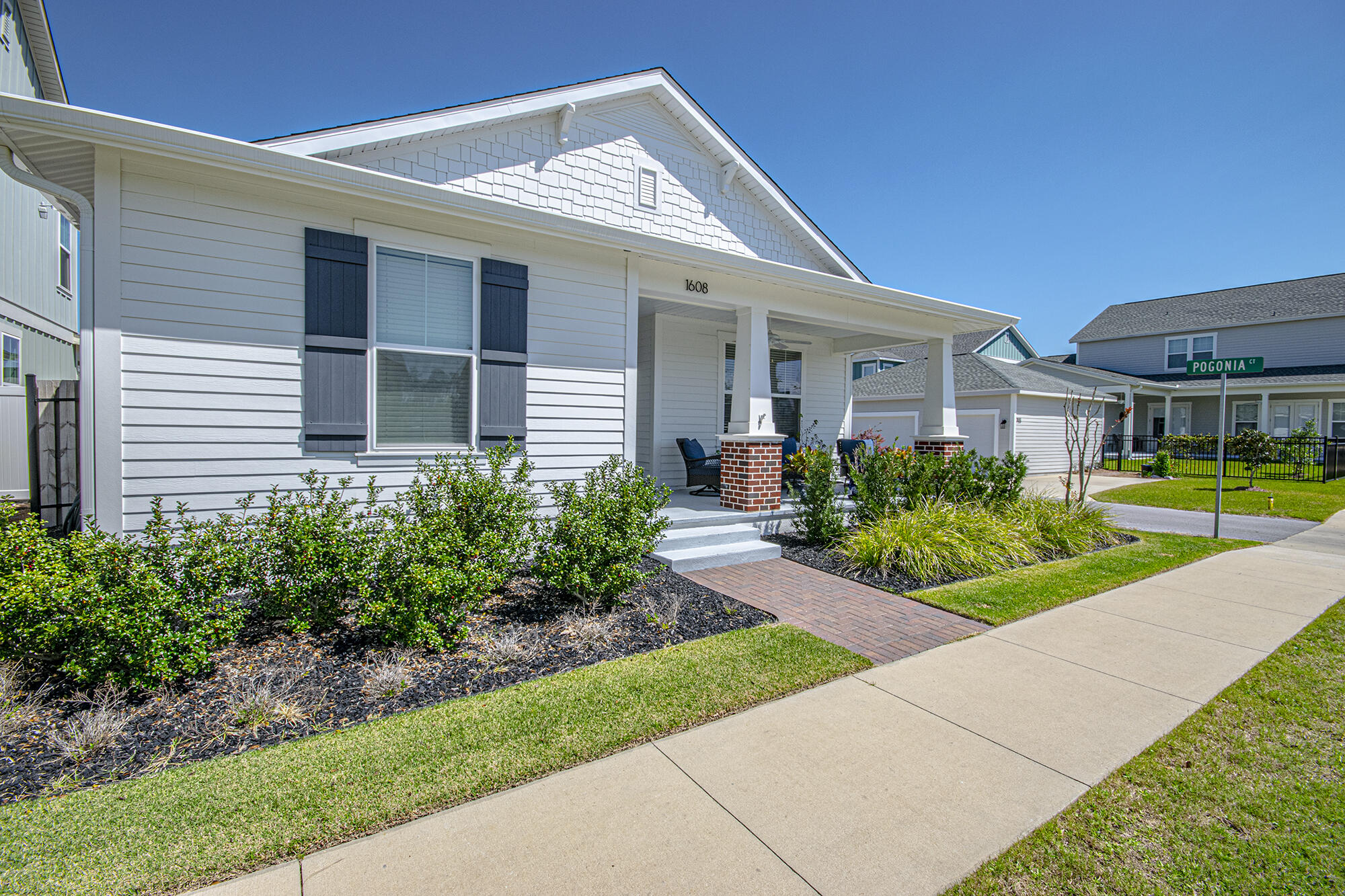 SWEET BAY - Residential