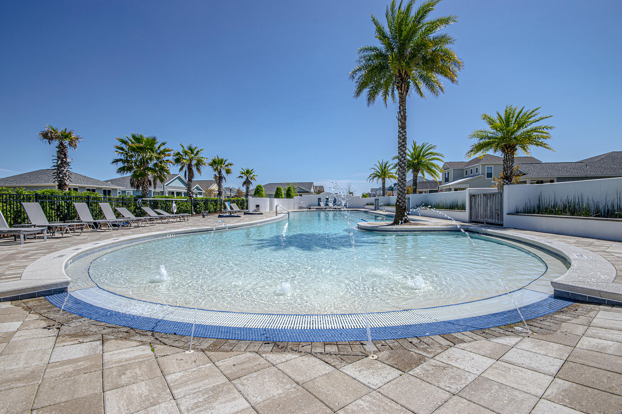 SWEET BAY - Residential