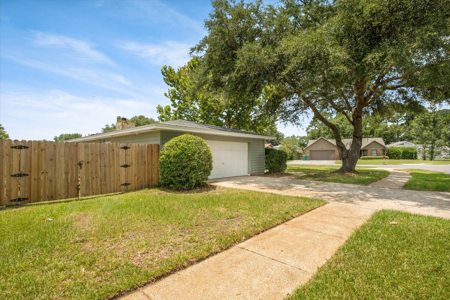 QUAIL RUN - Residential