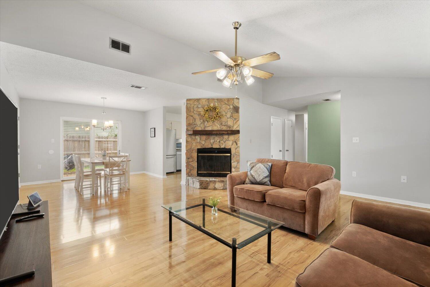 QUAIL RUN - Residential