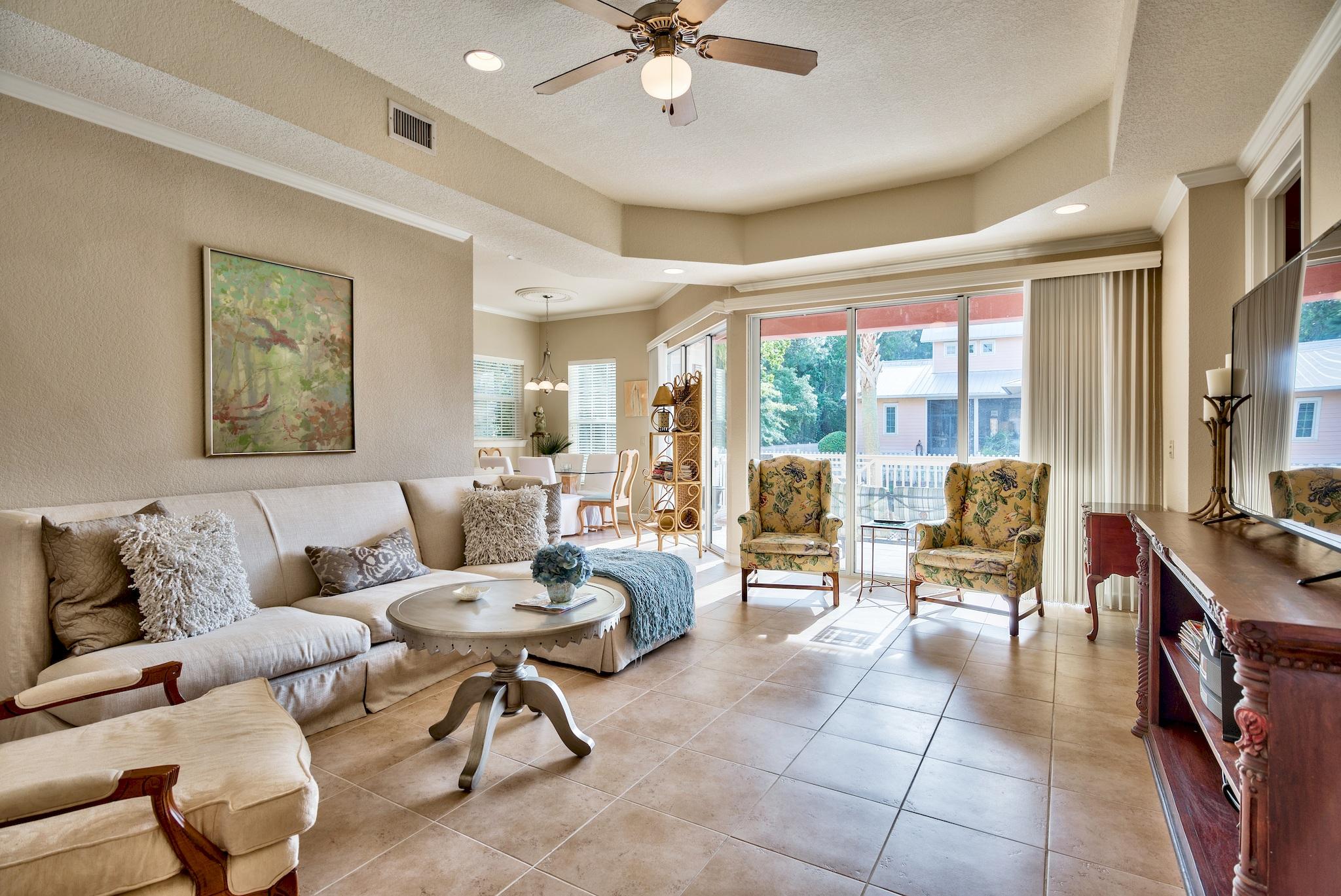 CRYSTAL COVE - Residential