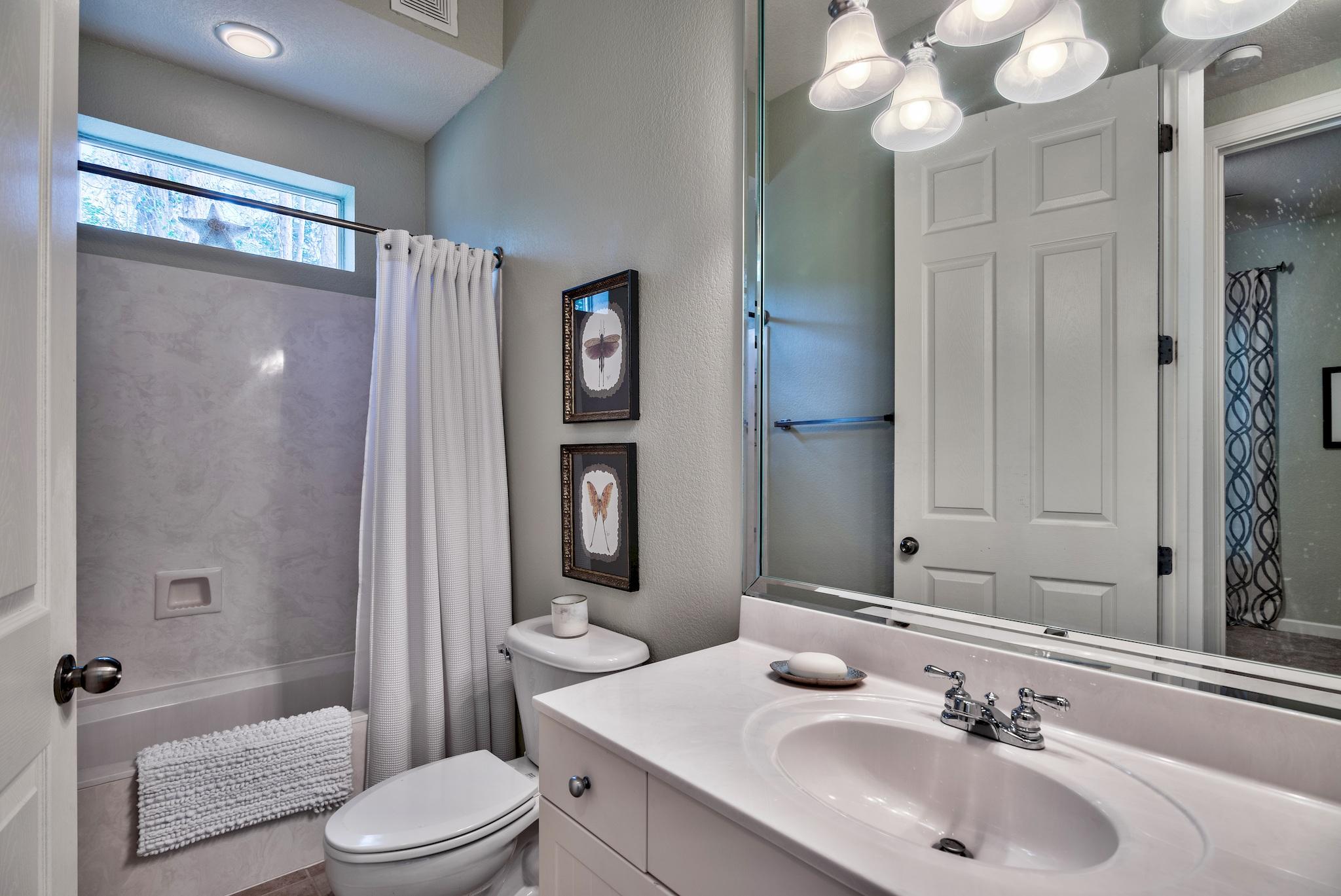 CRYSTAL COVE - Residential