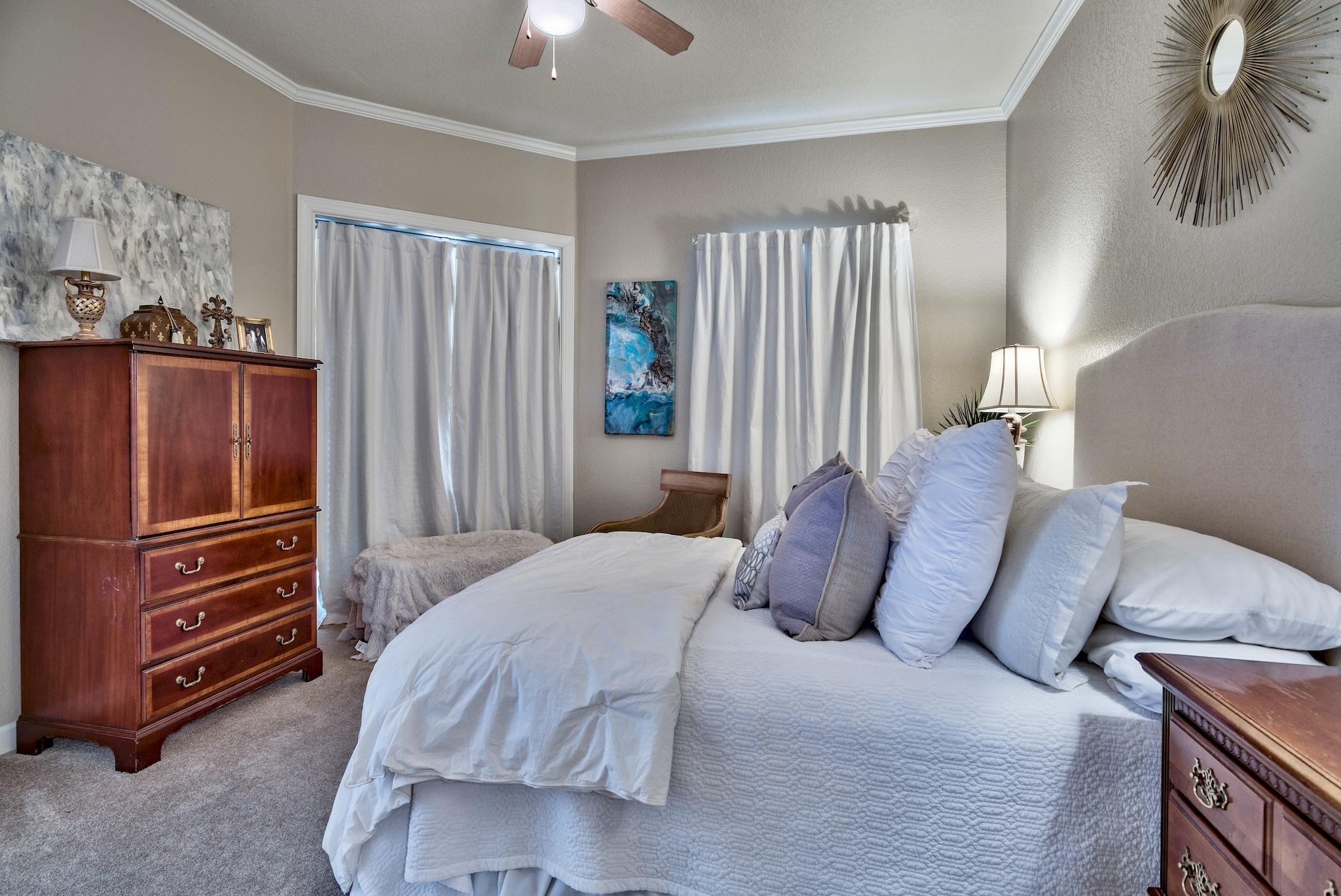 CRYSTAL COVE - Residential