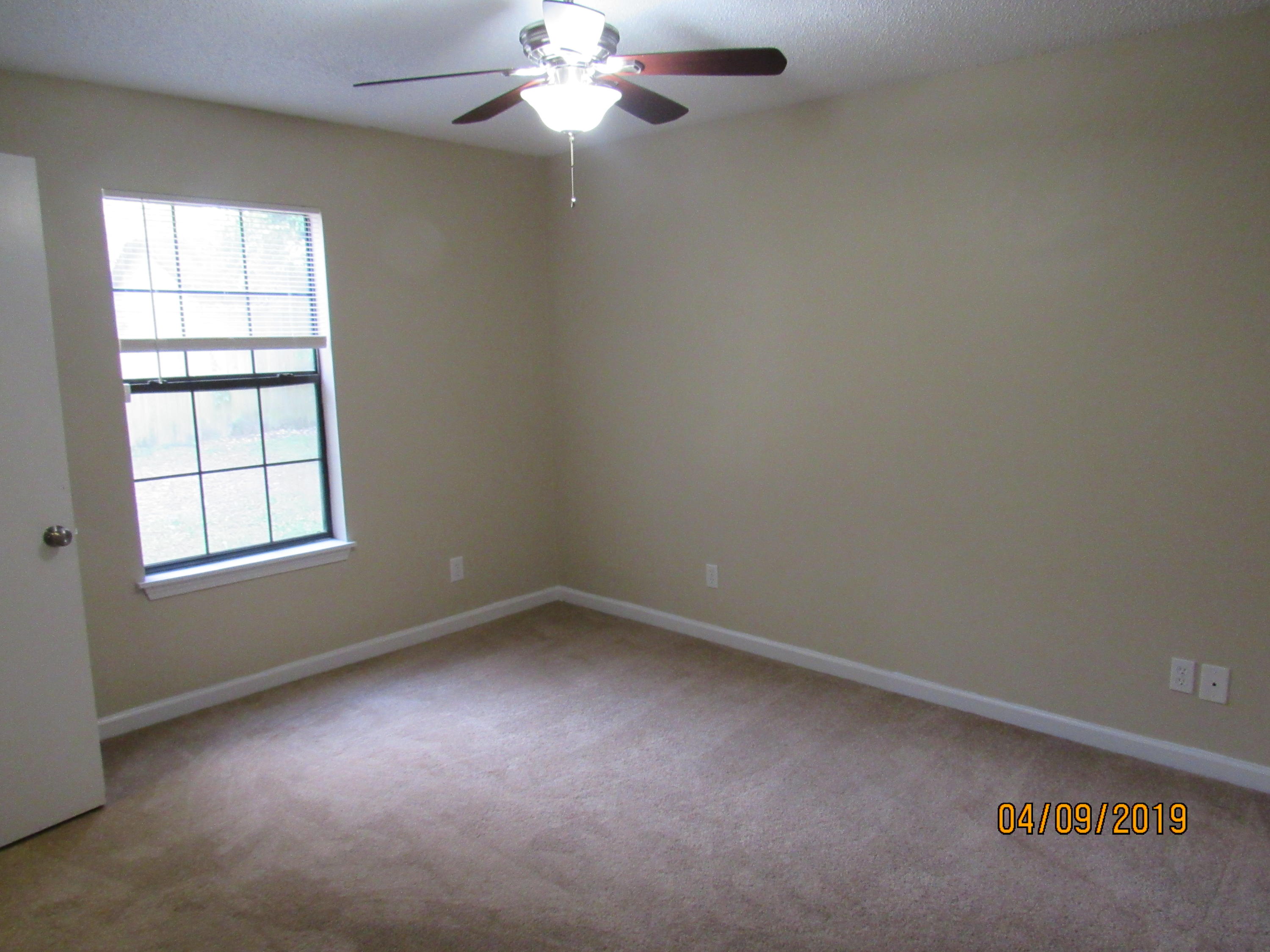 PINE FOREST - Residential Lease
