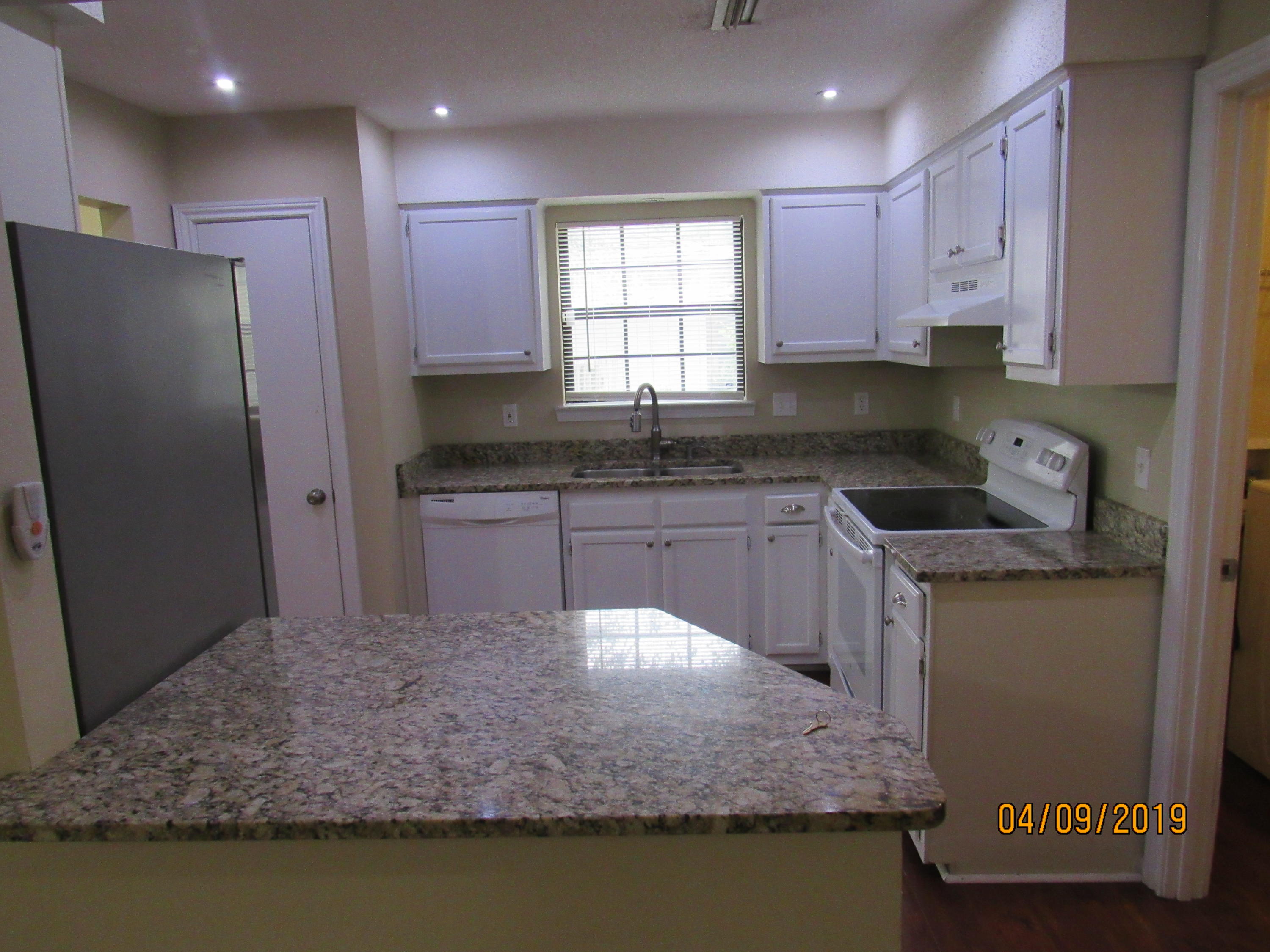 PINE FOREST - Residential Lease