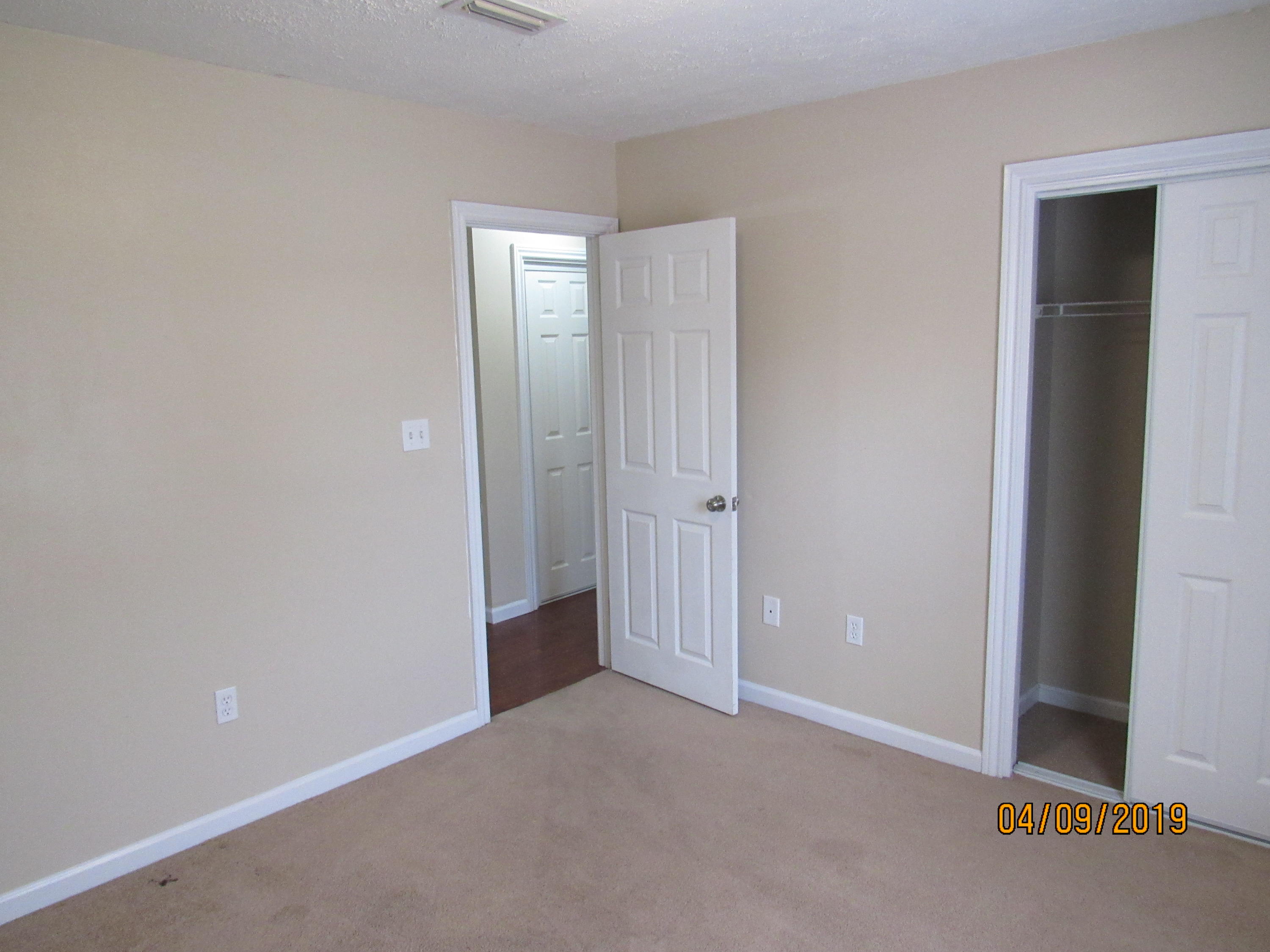 PINE FOREST - Residential Lease