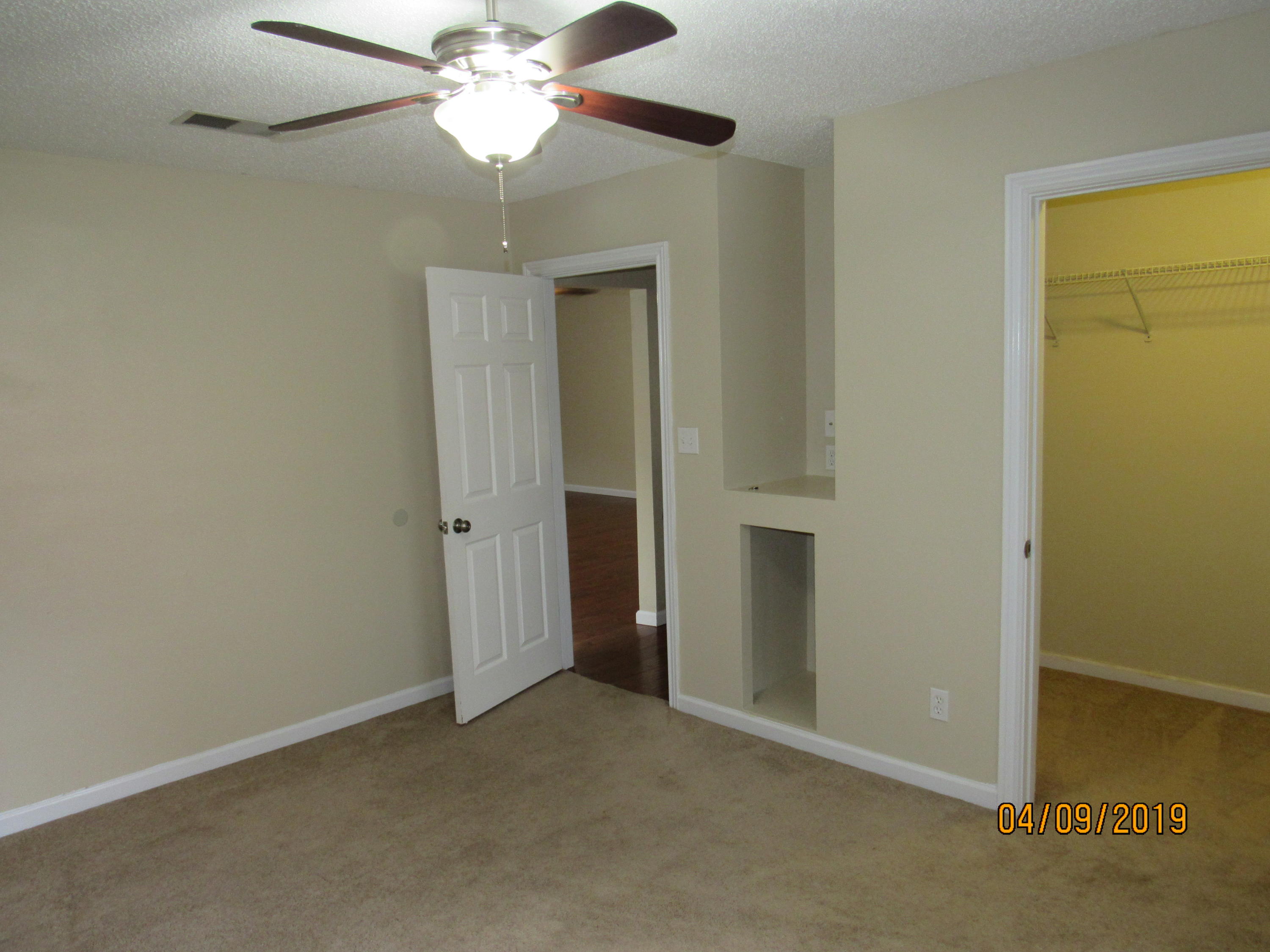 PINE FOREST - Residential Lease