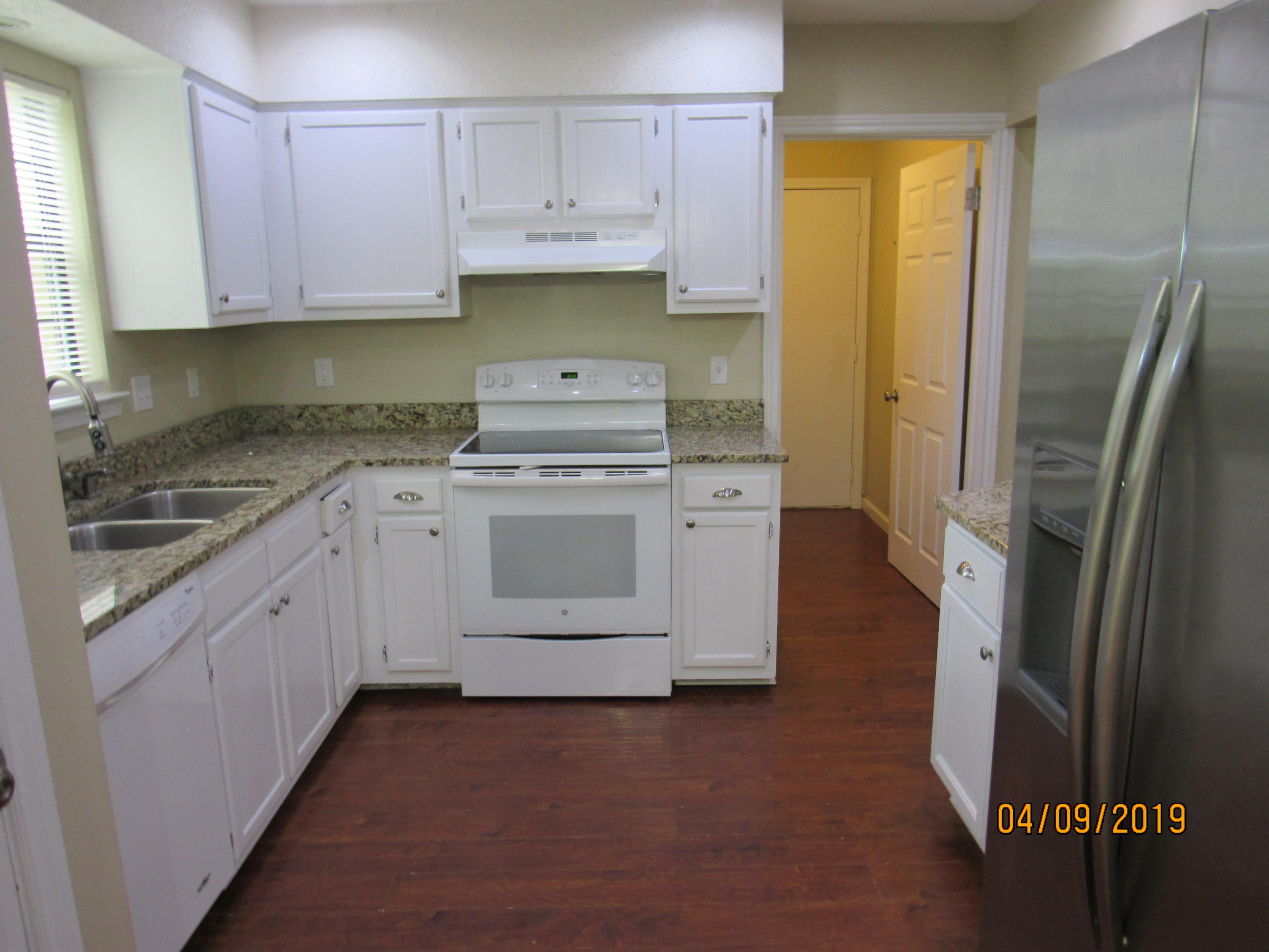 PINE FOREST - Residential Lease