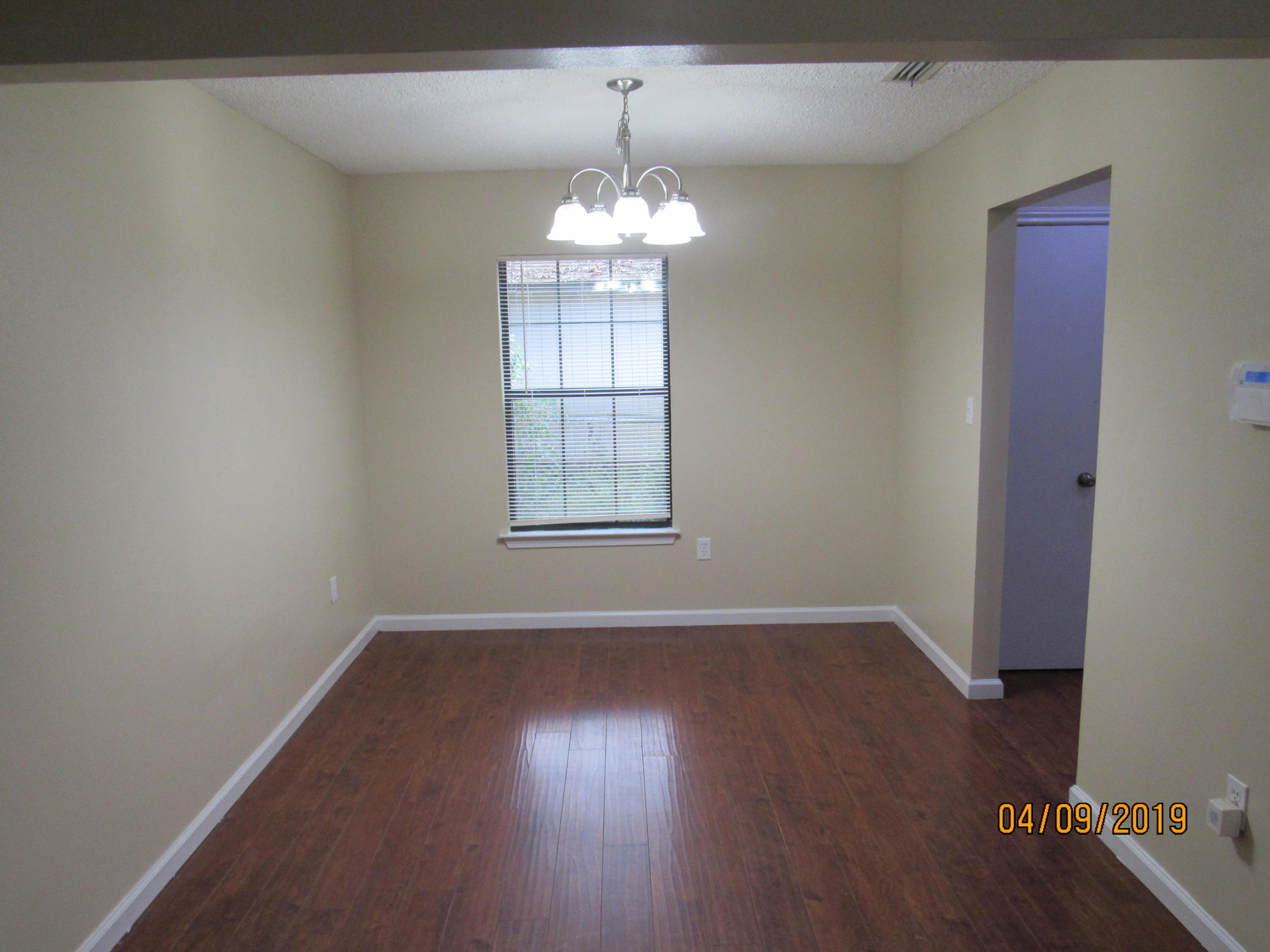 PINE FOREST - Residential Lease