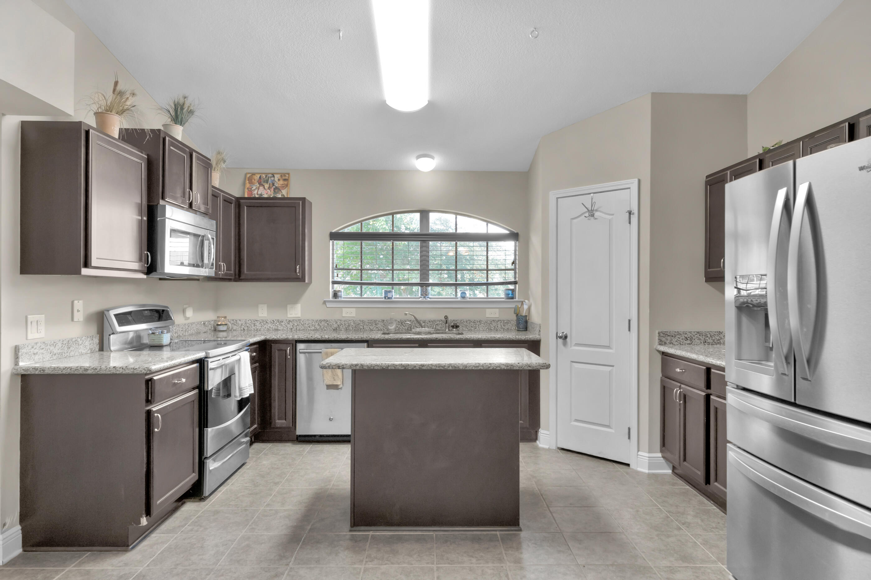 LA MESA AT HIDDEN CREEK - Residential