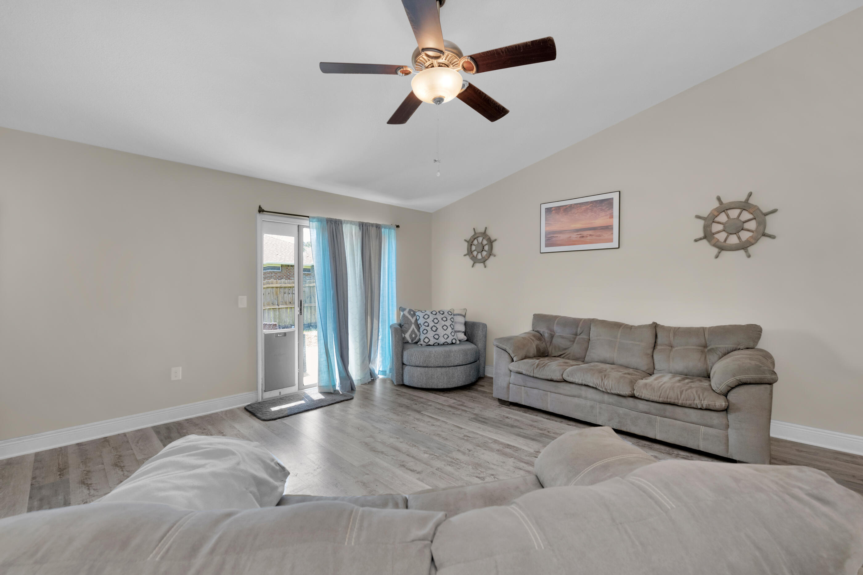 LA MESA AT HIDDEN CREEK - Residential