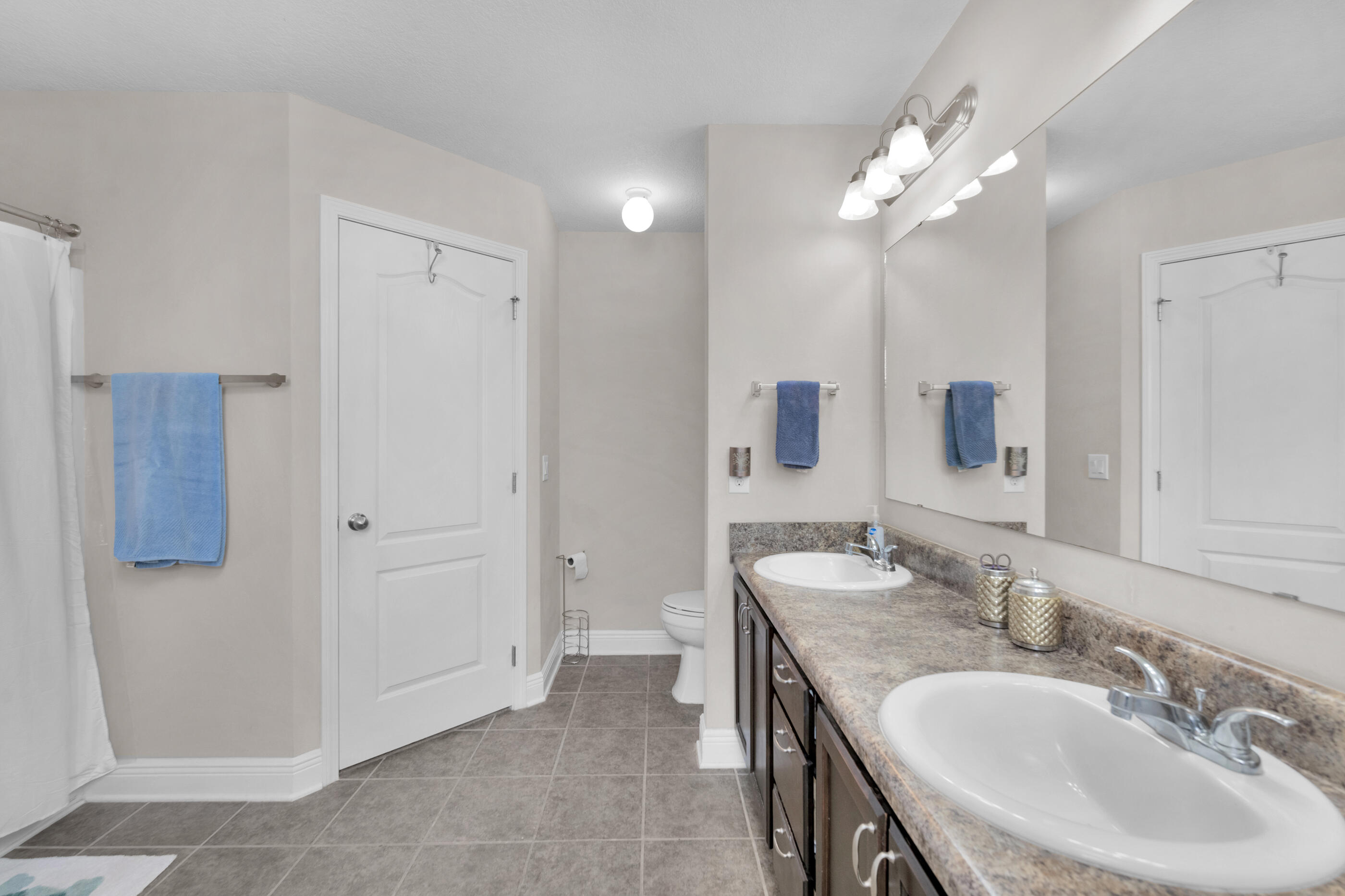 LA MESA AT HIDDEN CREEK - Residential