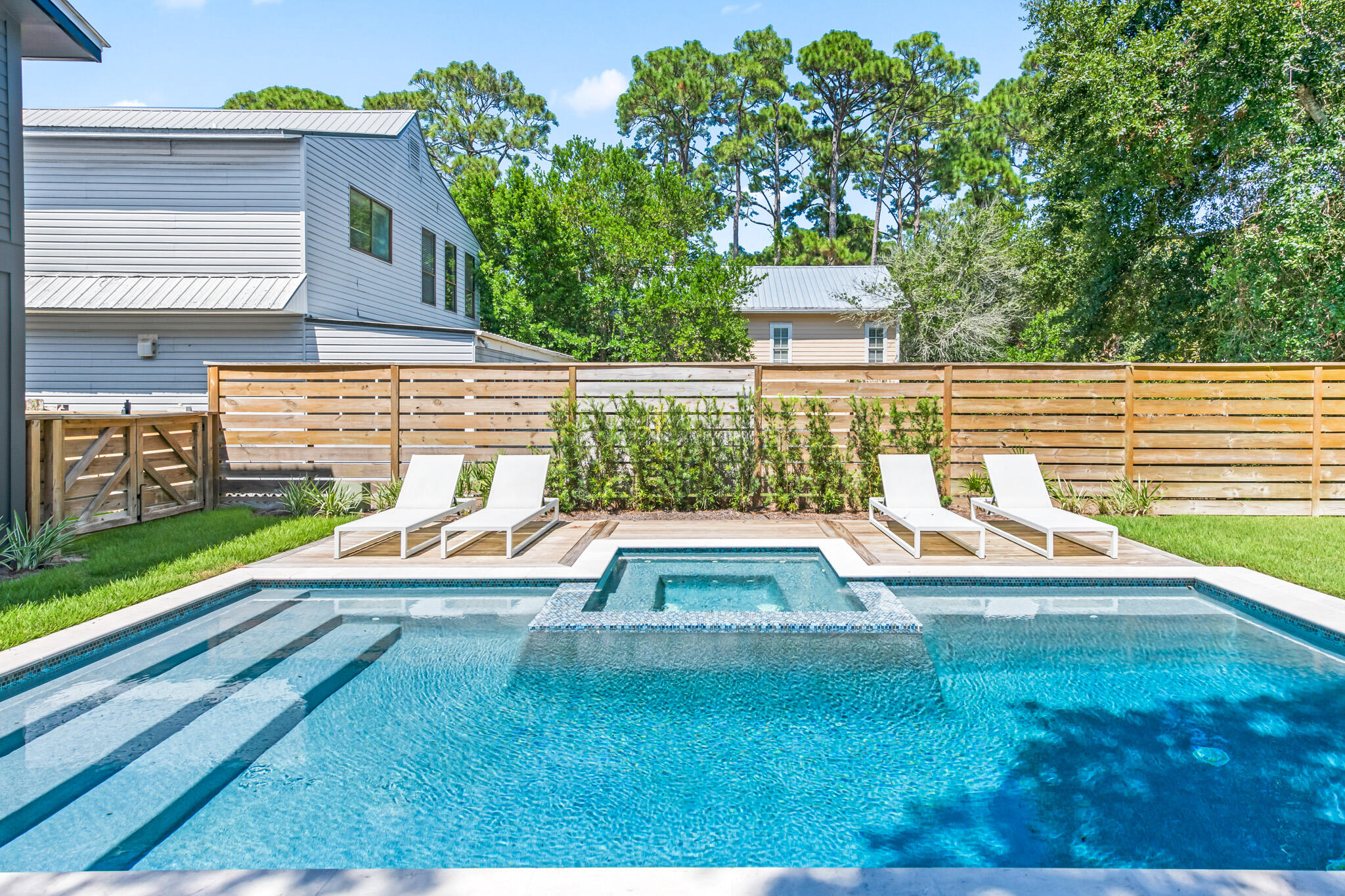 GRAYTON BEACH - Residential