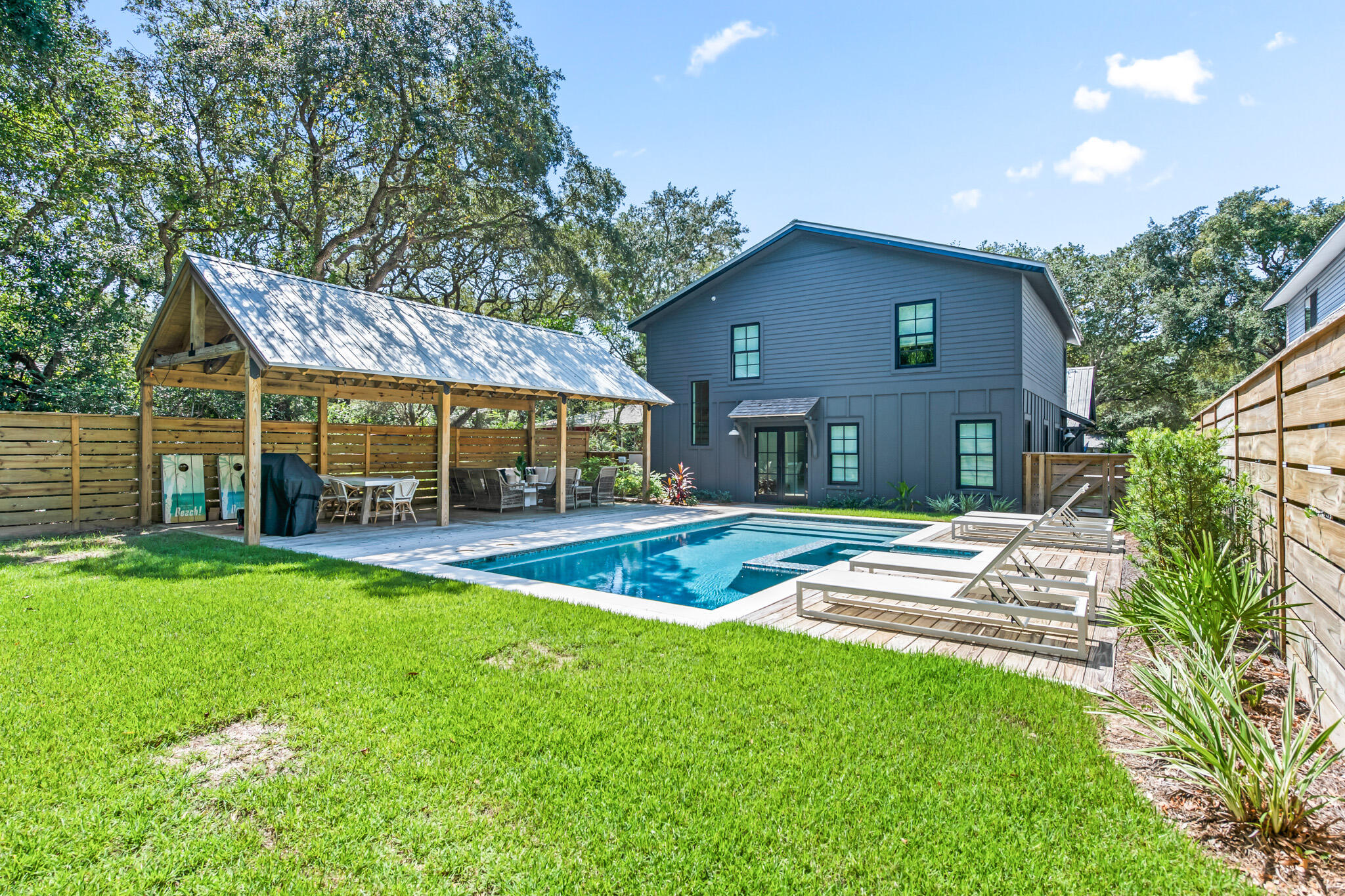 GRAYTON BEACH - Residential