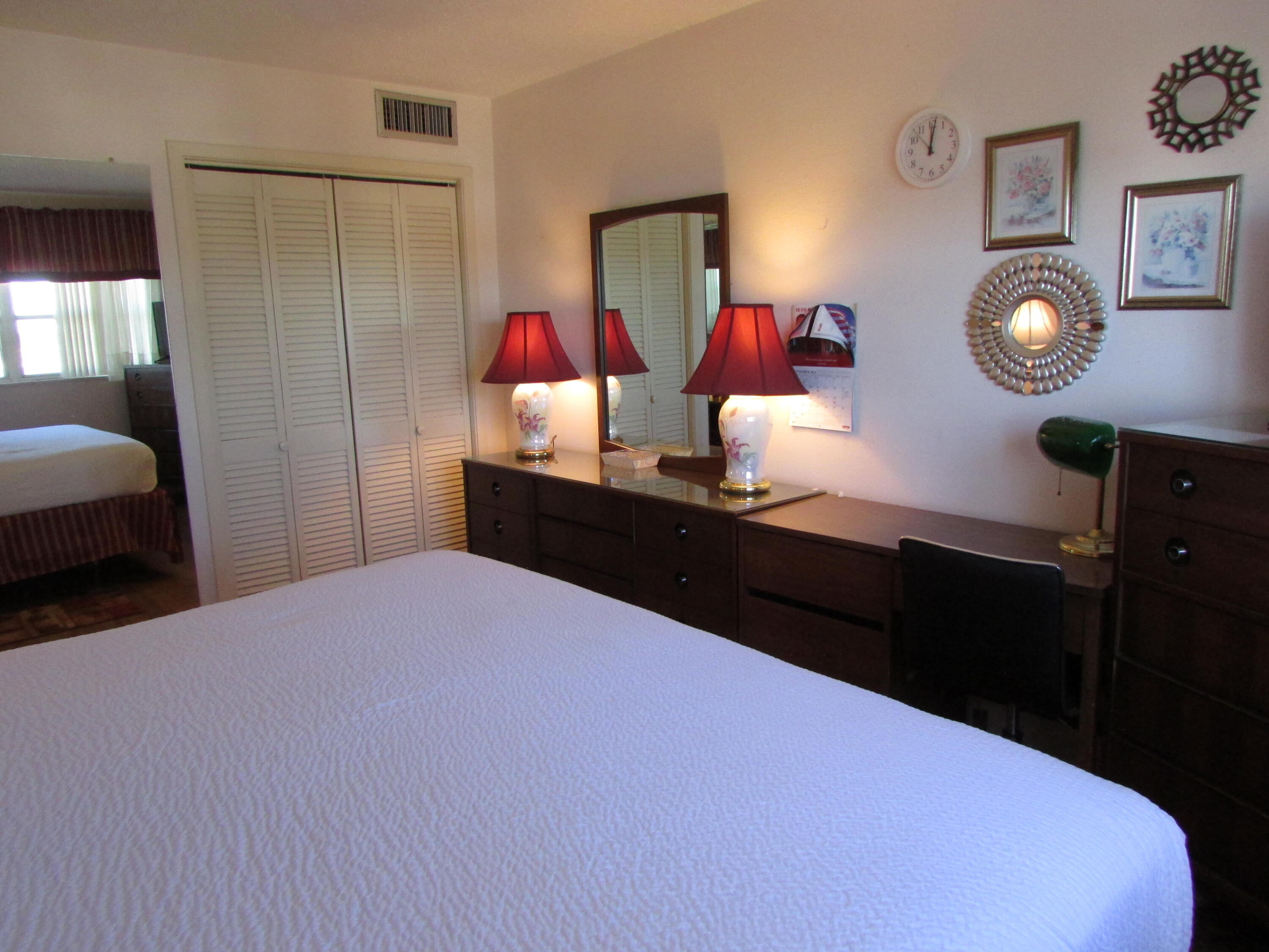 EL MATADOR CONDO - Residential