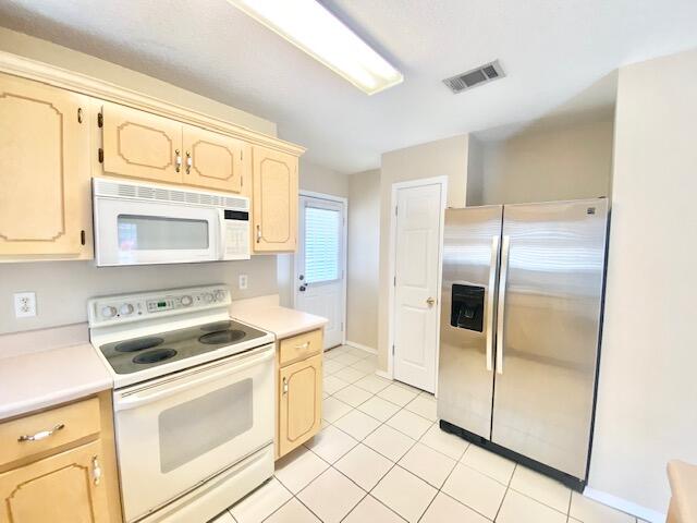 BUNGALOWS AT BLUEWATER BAY - Residential Lease