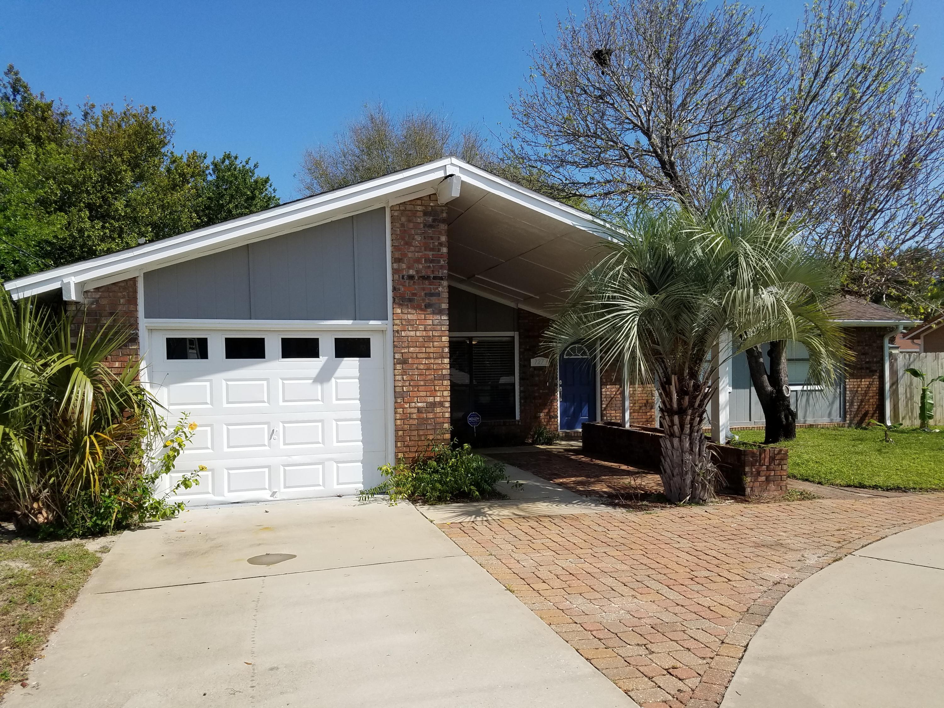 SPRING LAKE 2ND ADD - Residential