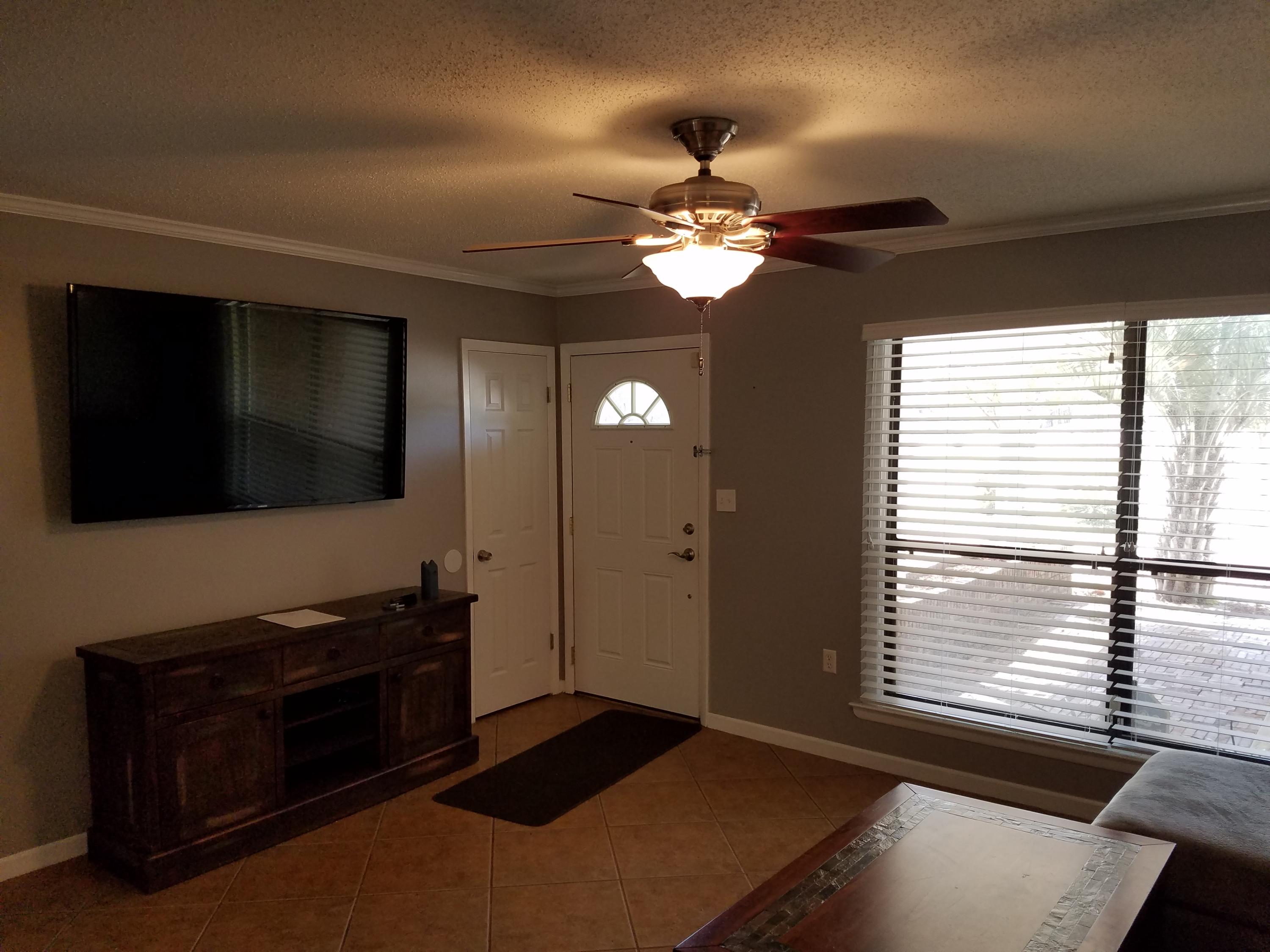 SPRING LAKE 2ND ADD - Residential