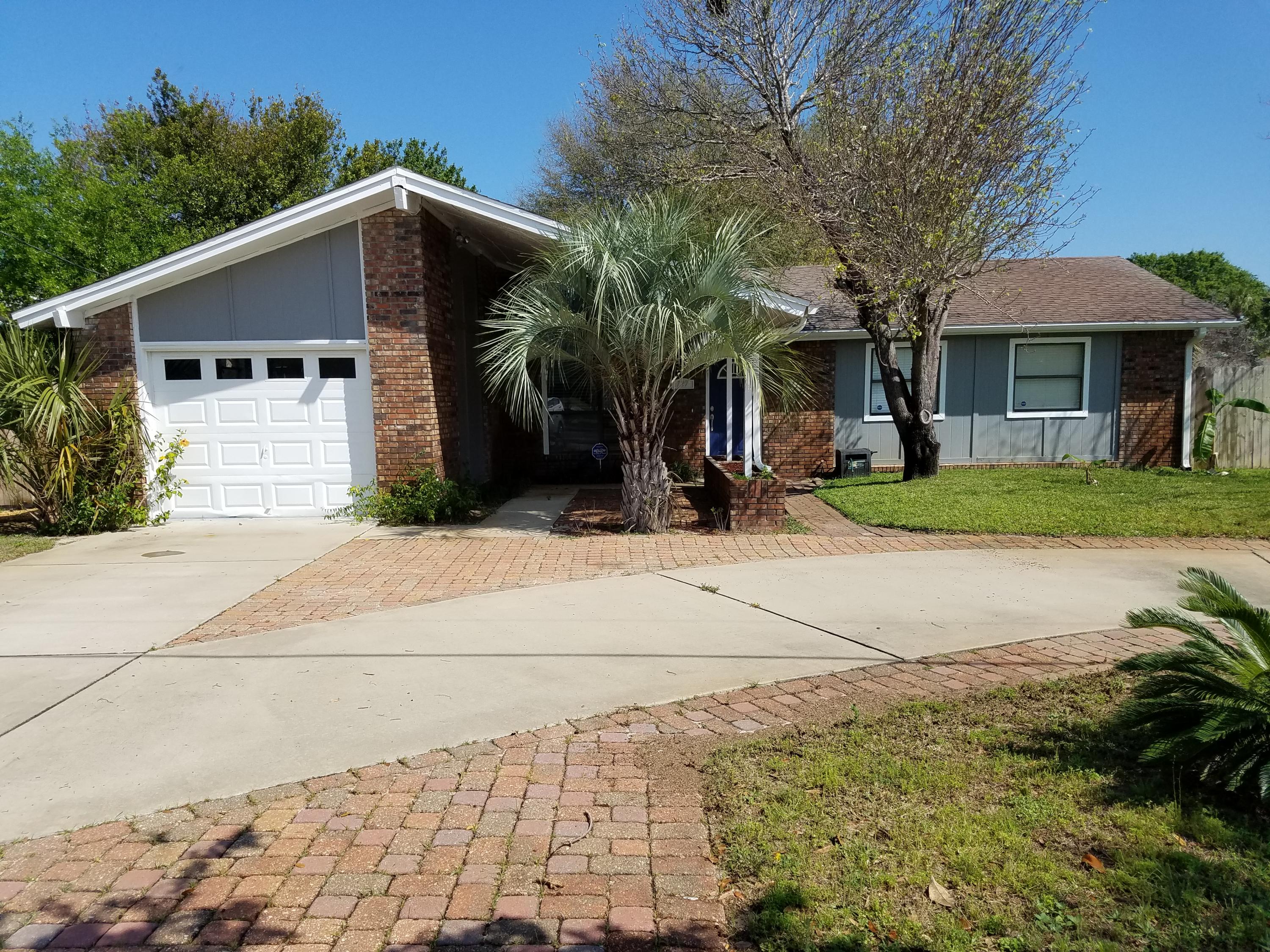 SPRING LAKE 2ND ADD - Residential