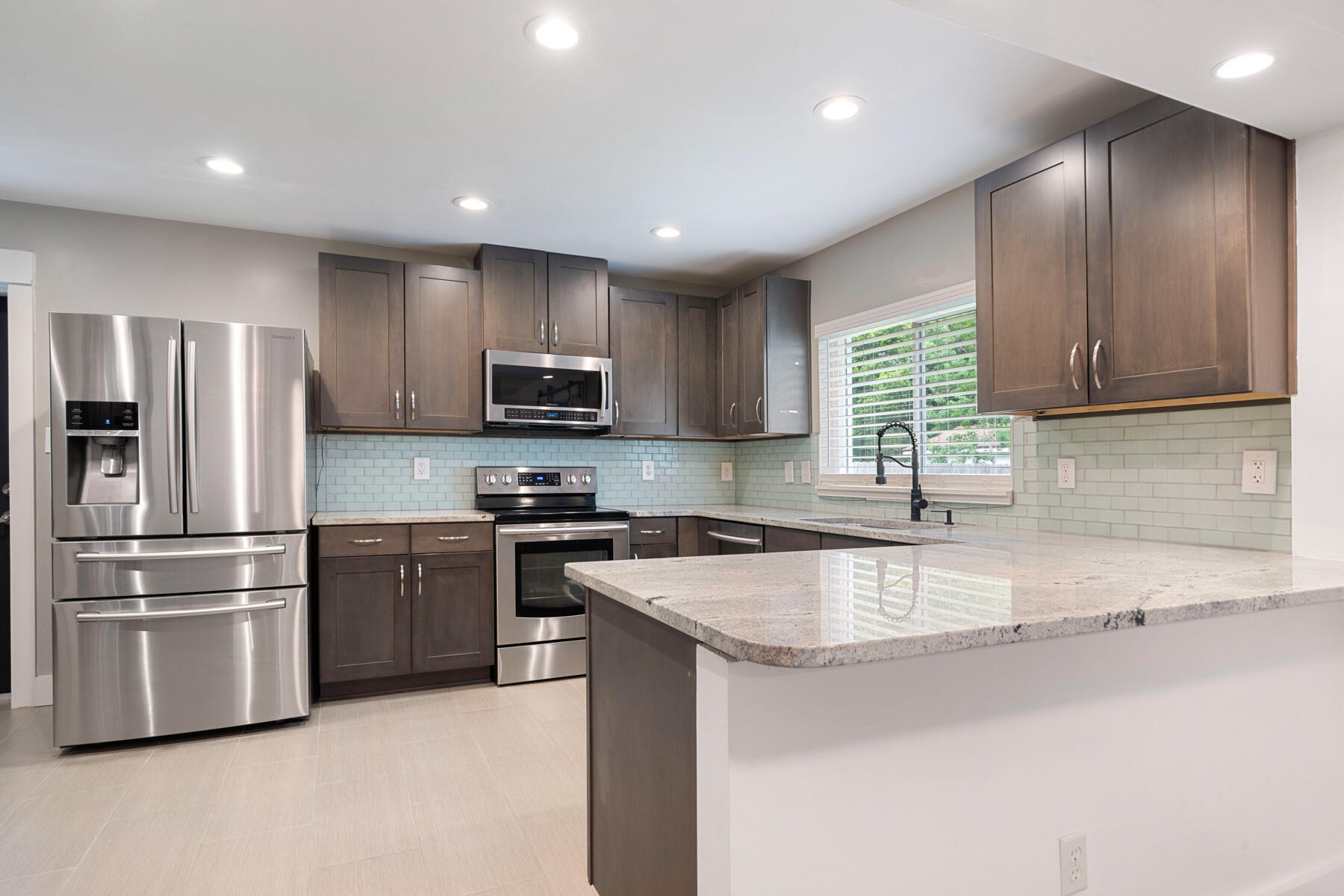 LONGWOOD S/D 1ST ADDN - Residential