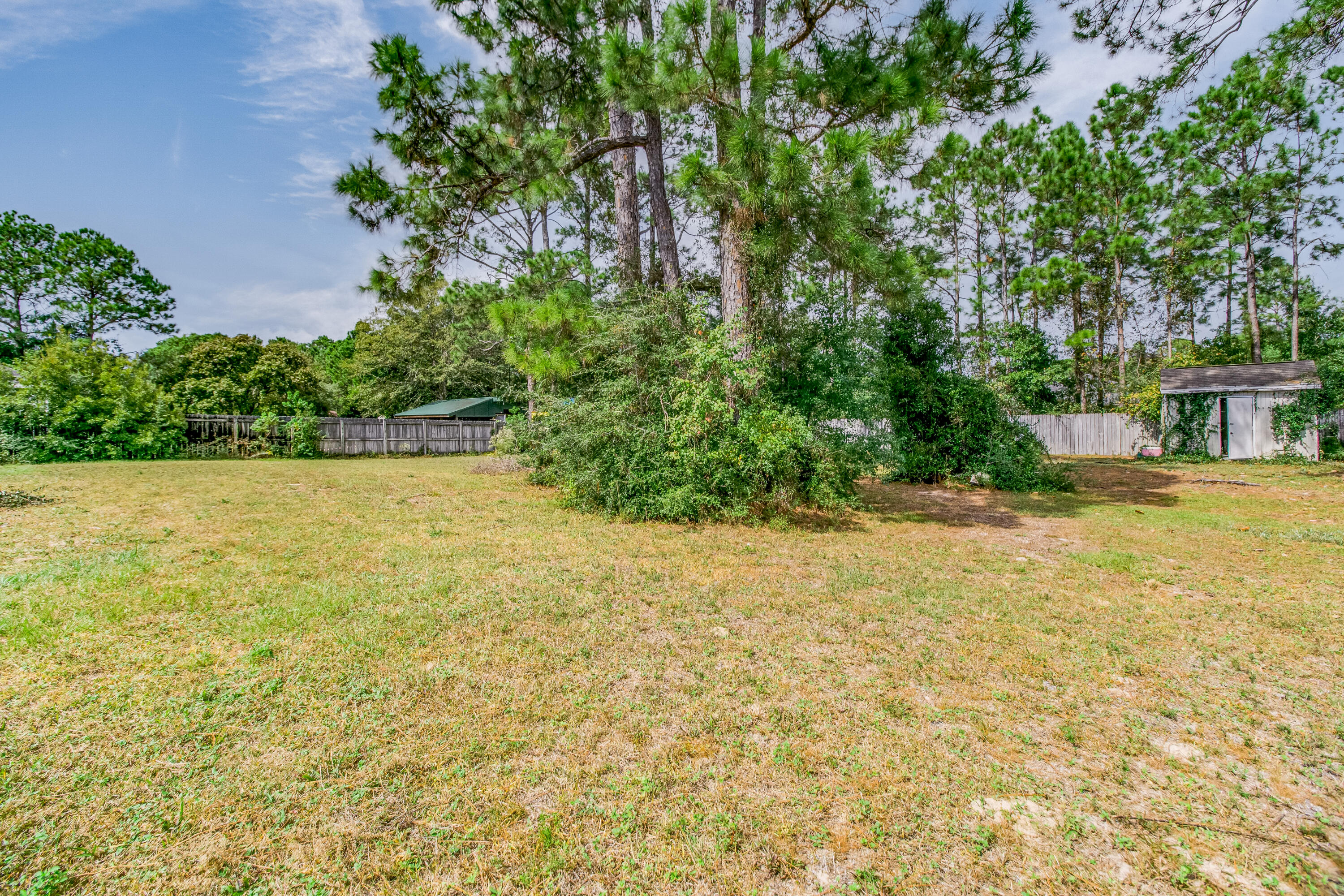 NAVARRE S/D 2ND ADDN - Residential