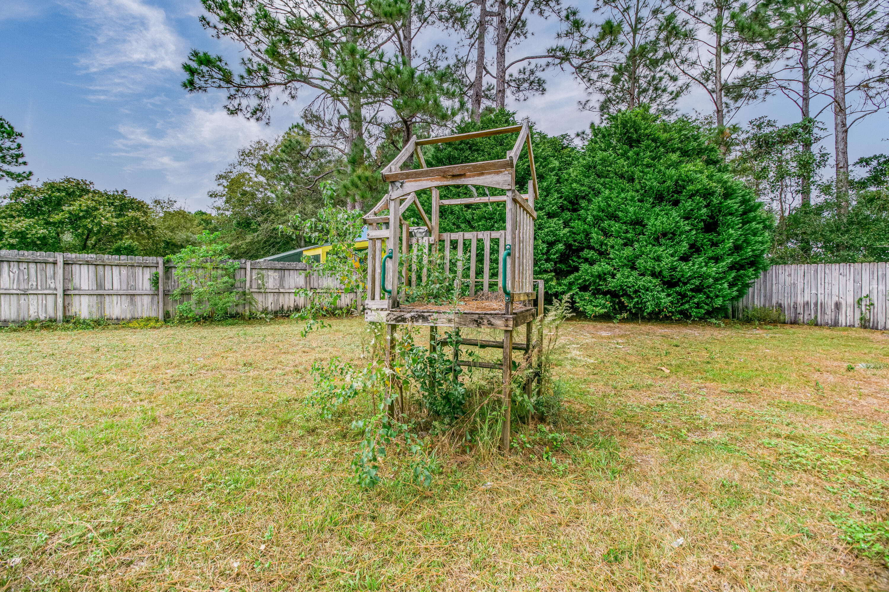 NAVARRE S/D 2ND ADDN - Residential