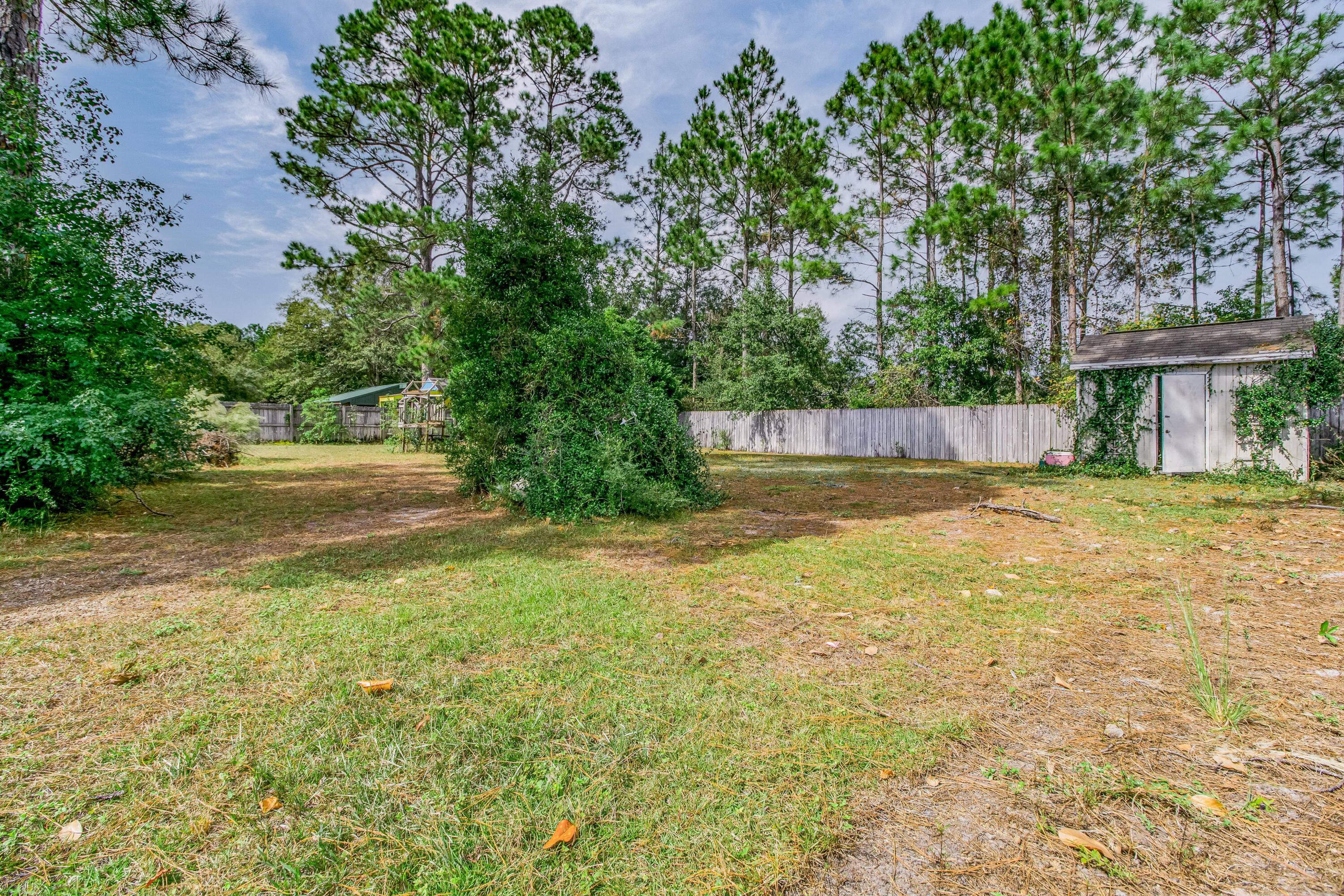 NAVARRE S/D 2ND ADDN - Residential