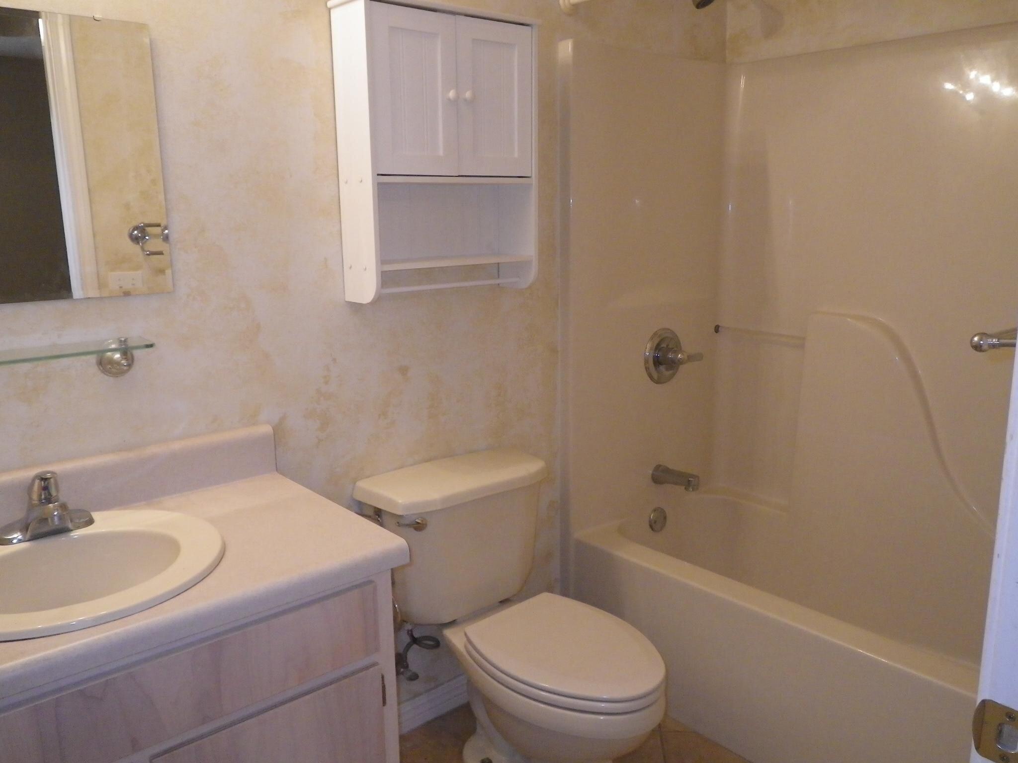 NAVARRE S/D 2ND ADDN - Residential