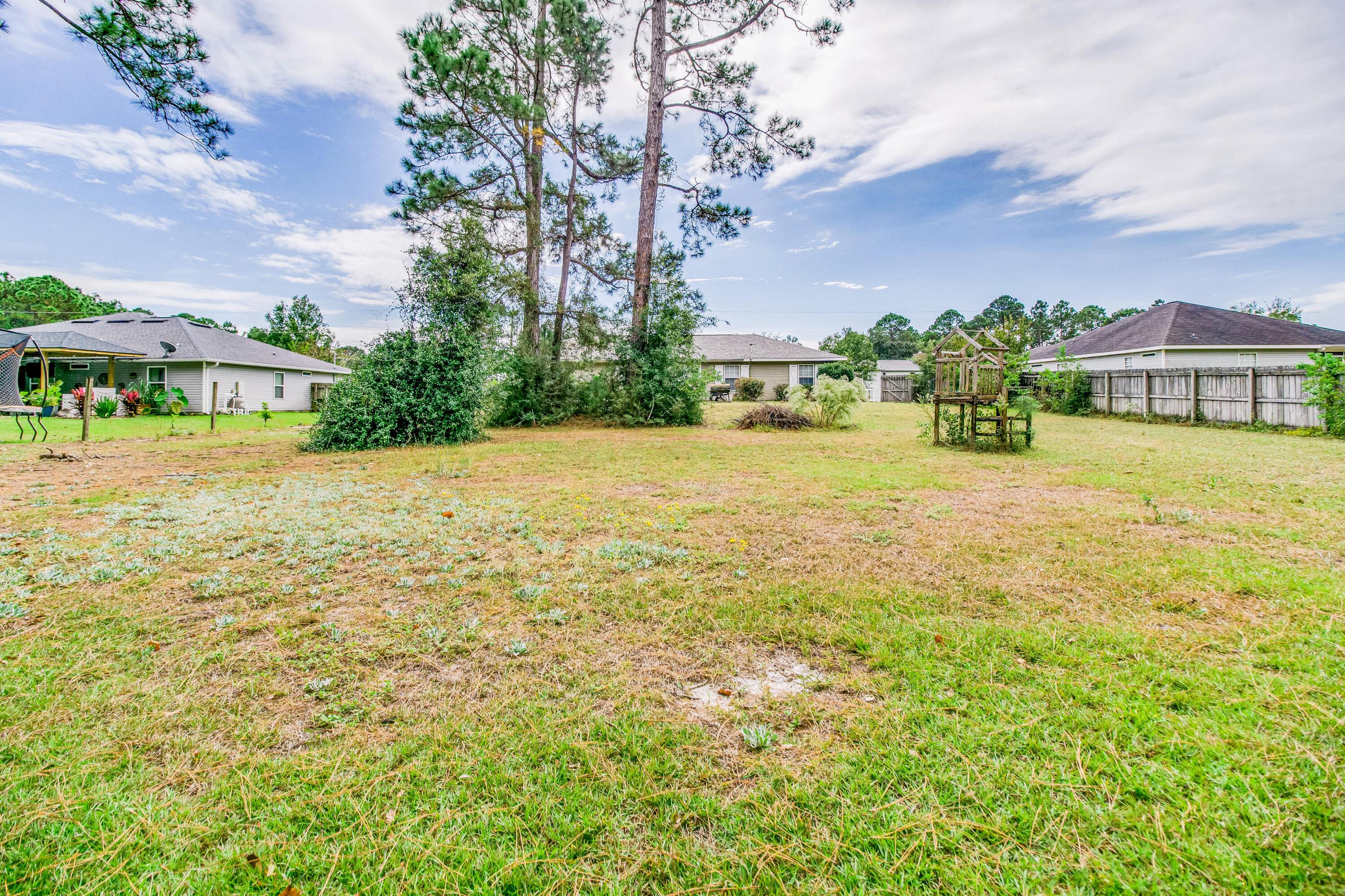 NAVARRE S/D 2ND ADDN - Residential