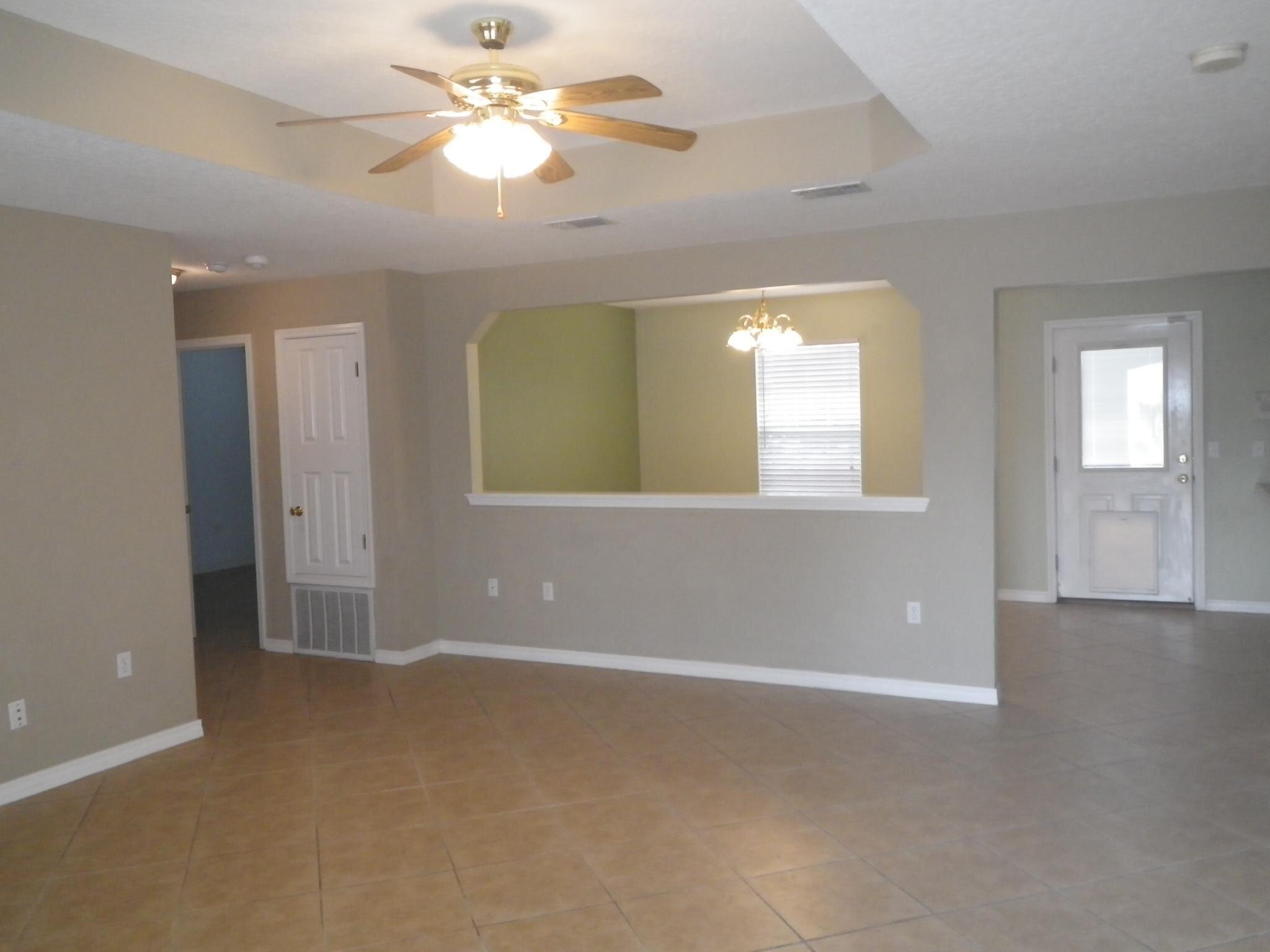 NAVARRE S/D 2ND ADDN - Residential