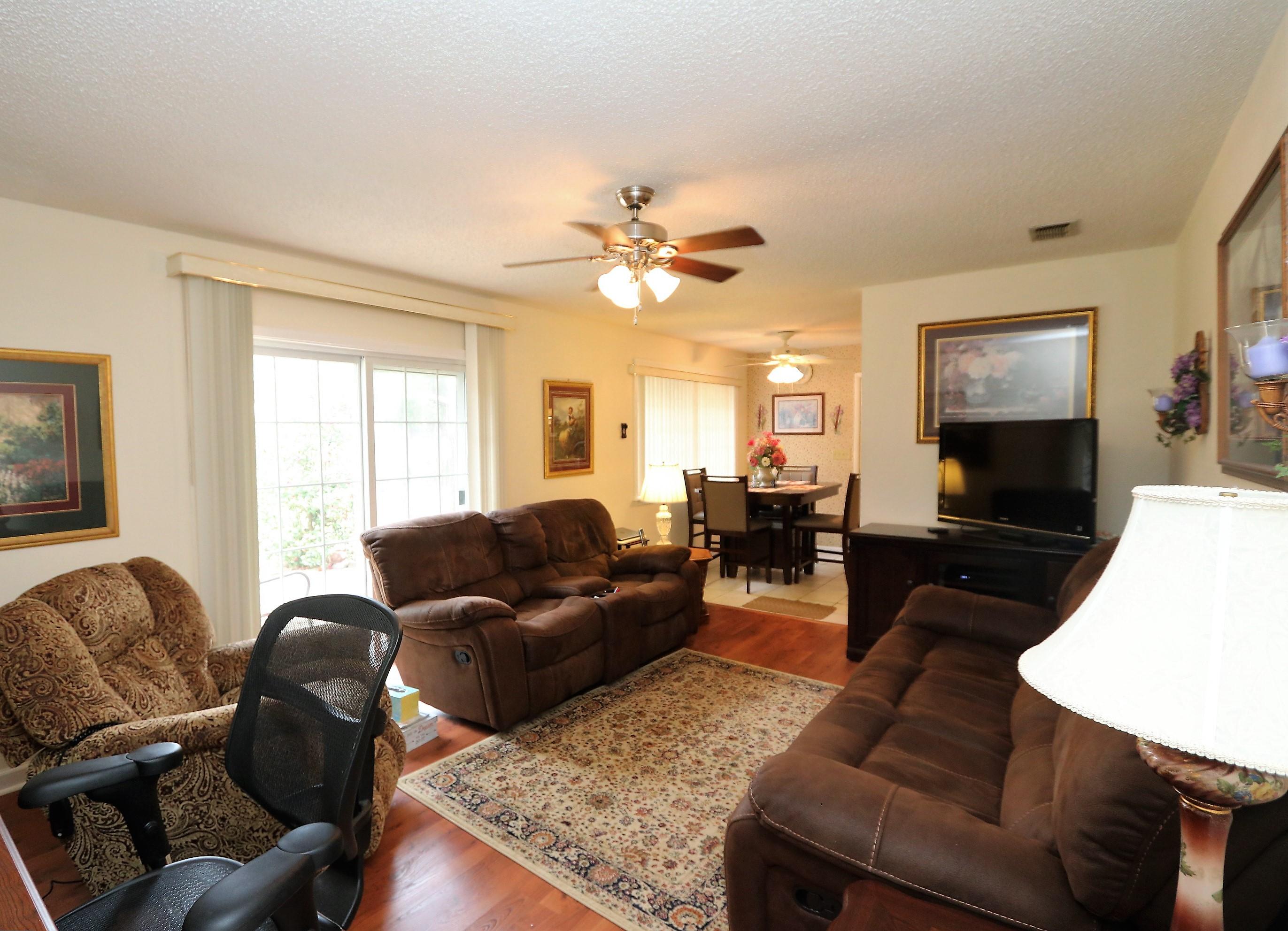 PALM EST UNIT #2 LOT 4 BLK 2 - Residential