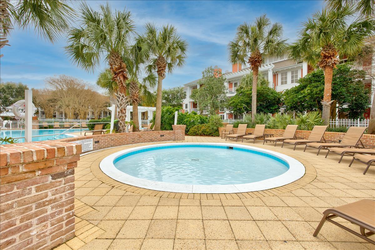 PILOT HOUSE - Residential