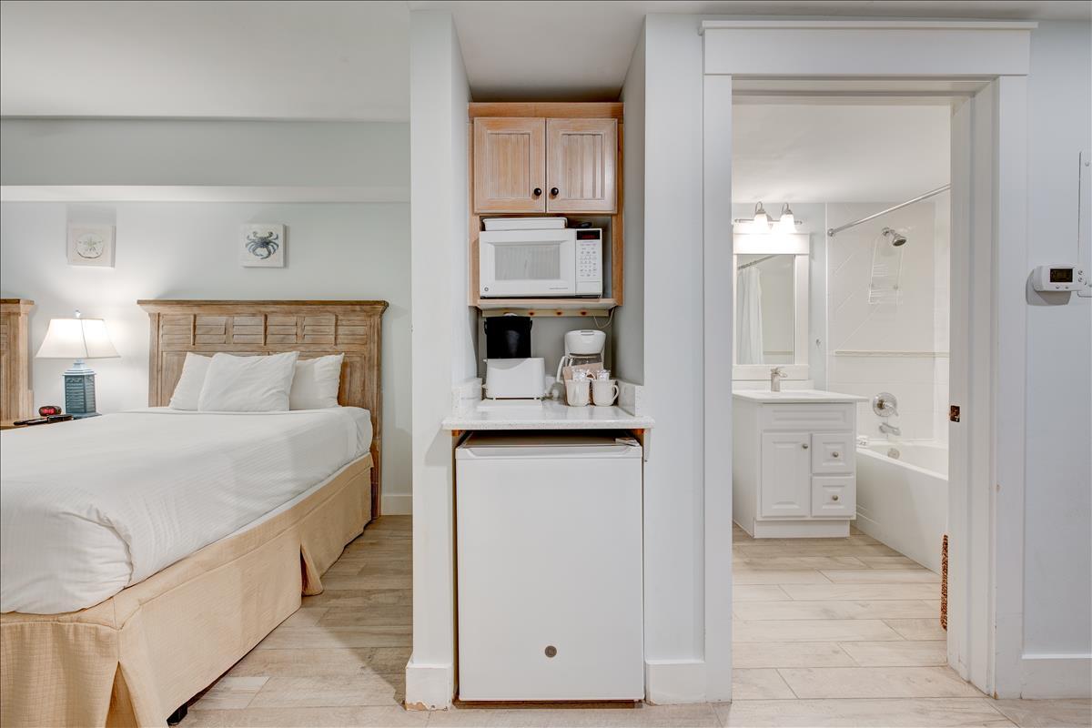 PILOT HOUSE - Residential