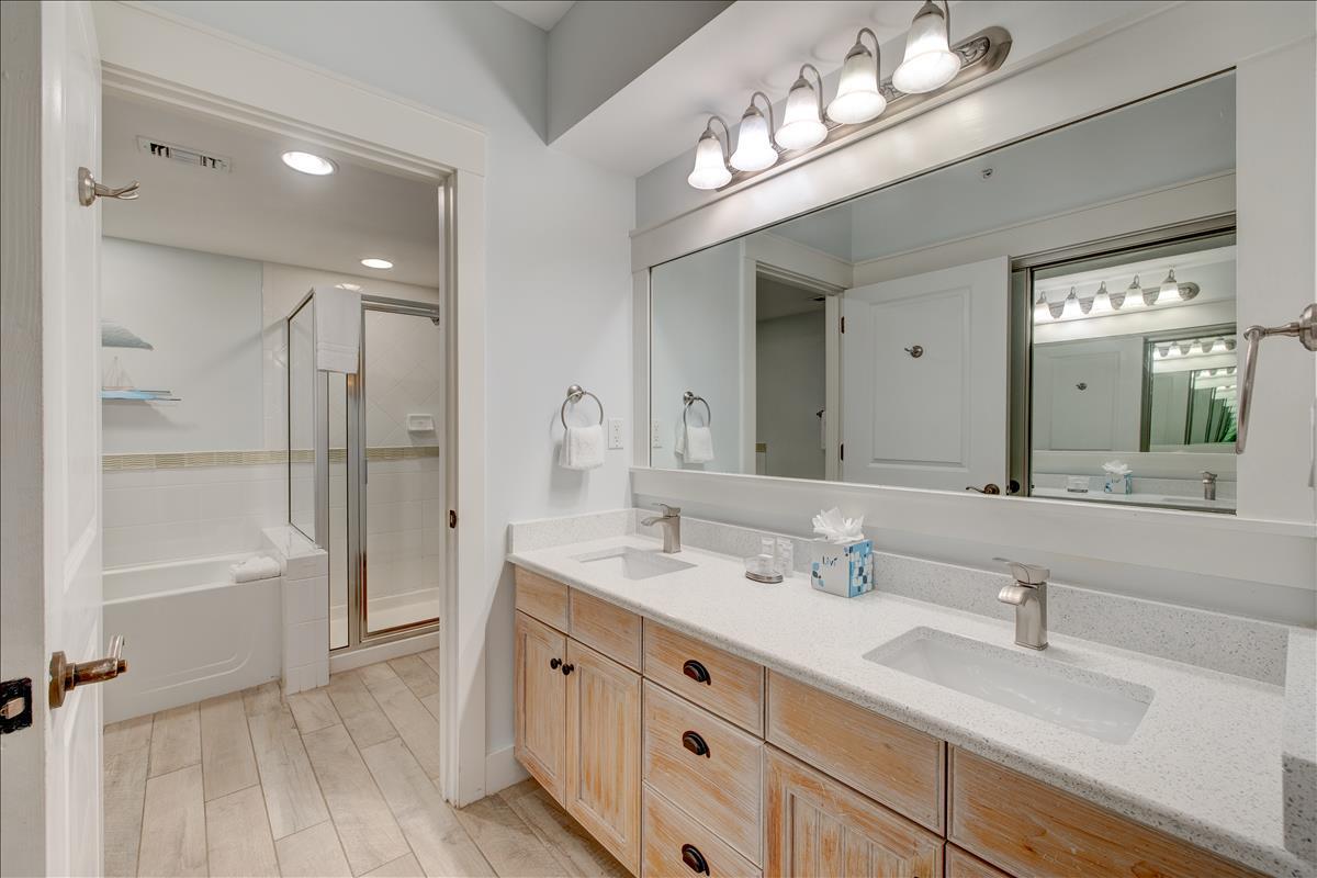 PILOT HOUSE - Residential