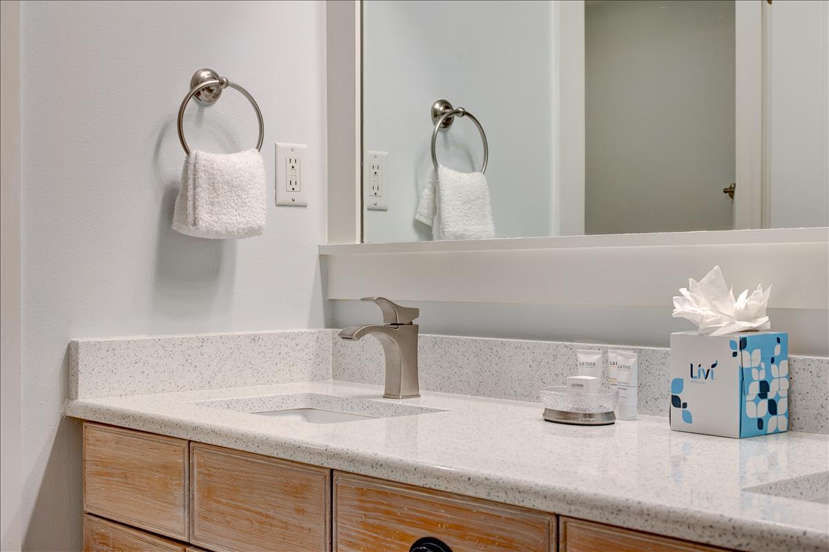 PILOT HOUSE - Residential