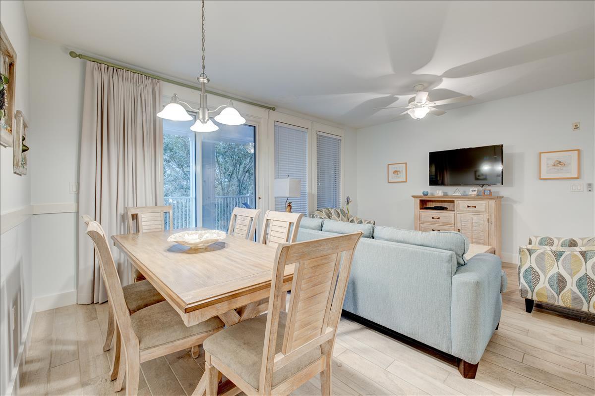 PILOT HOUSE - Residential