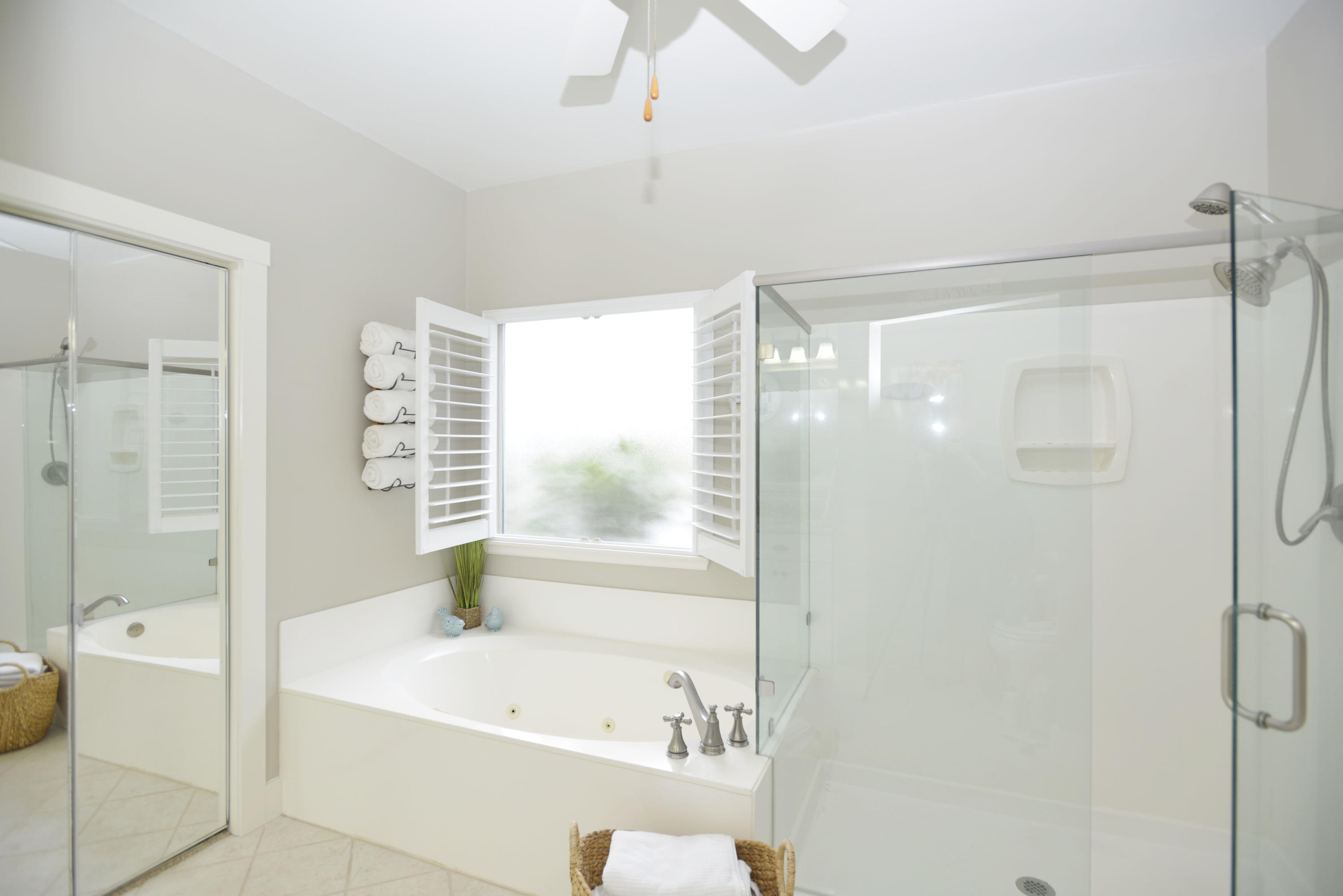 BOLTONS LANDING - Residential